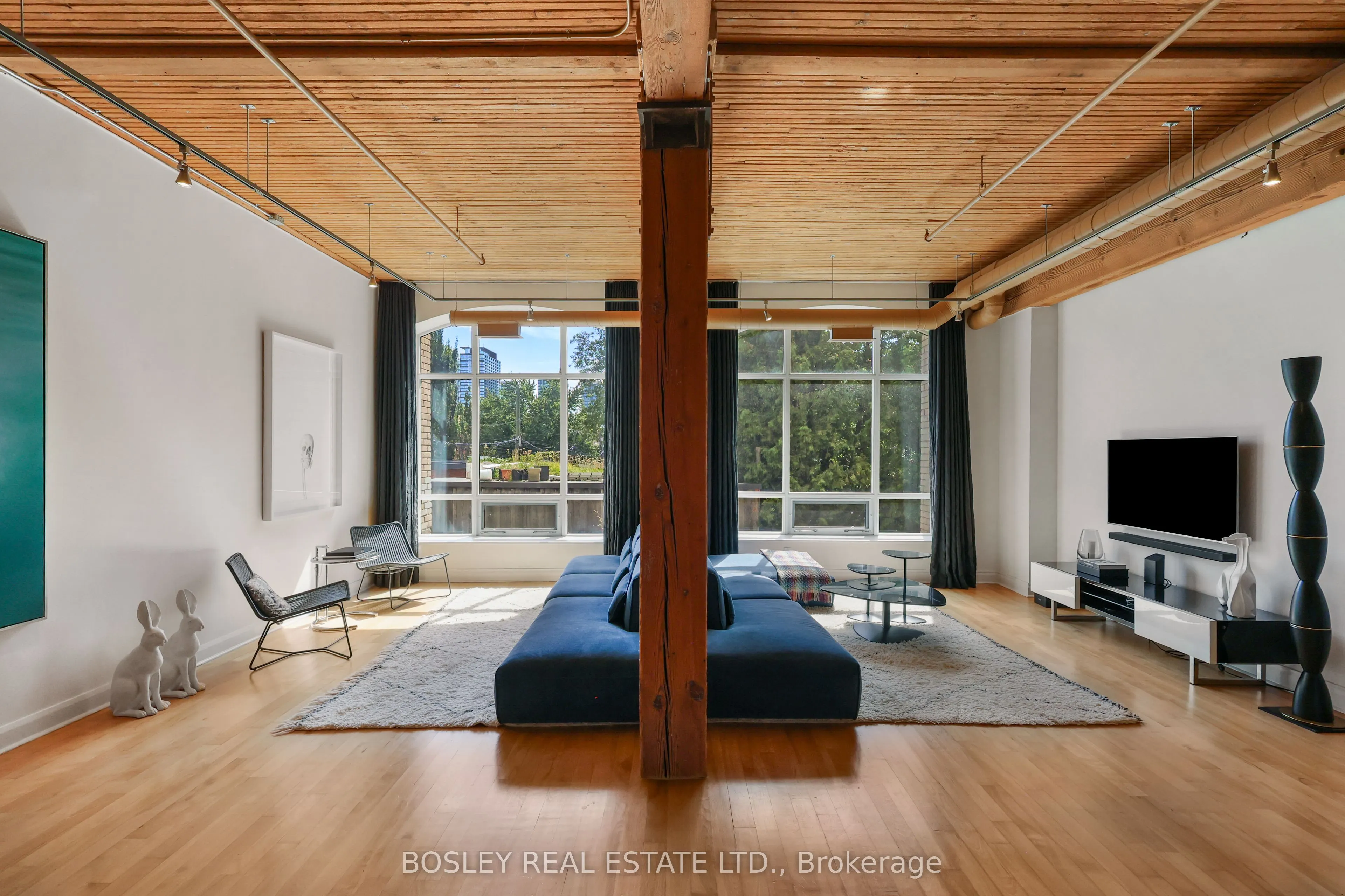 993 Queen Street W #105