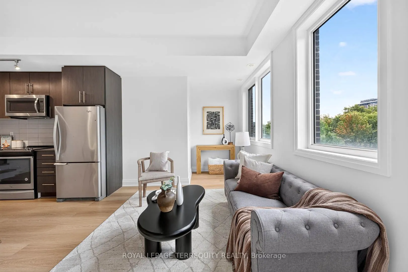 780 Sheppard Avenue E #16