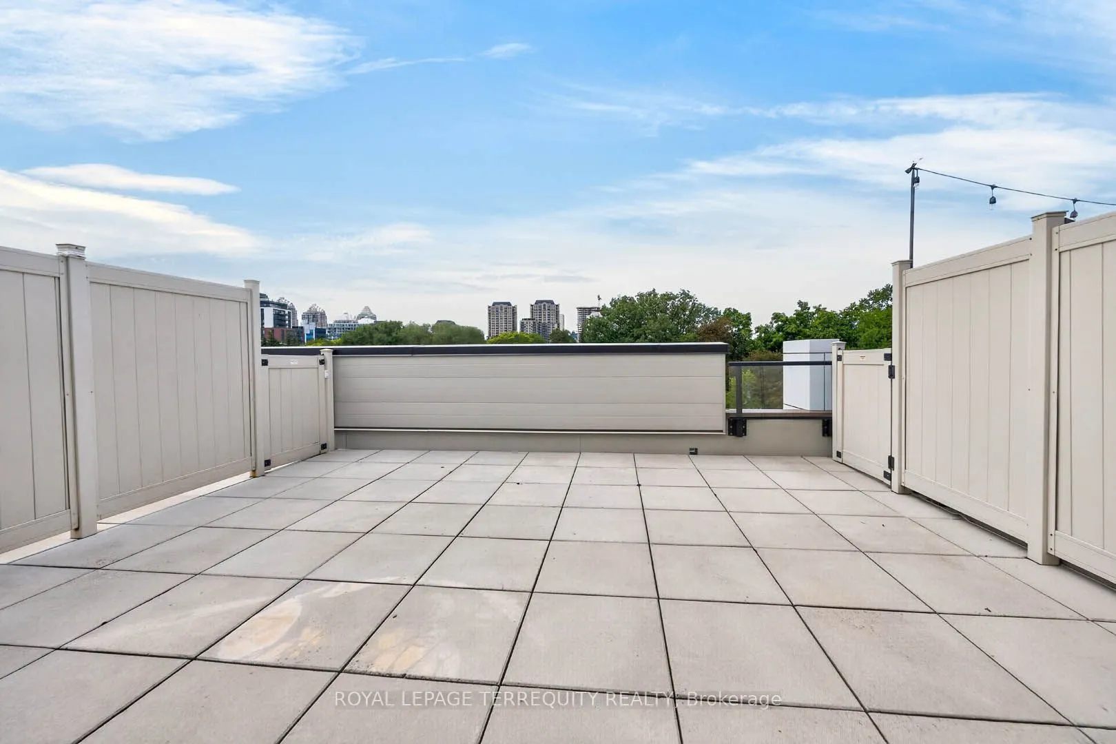 780 Sheppard Avenue E #16