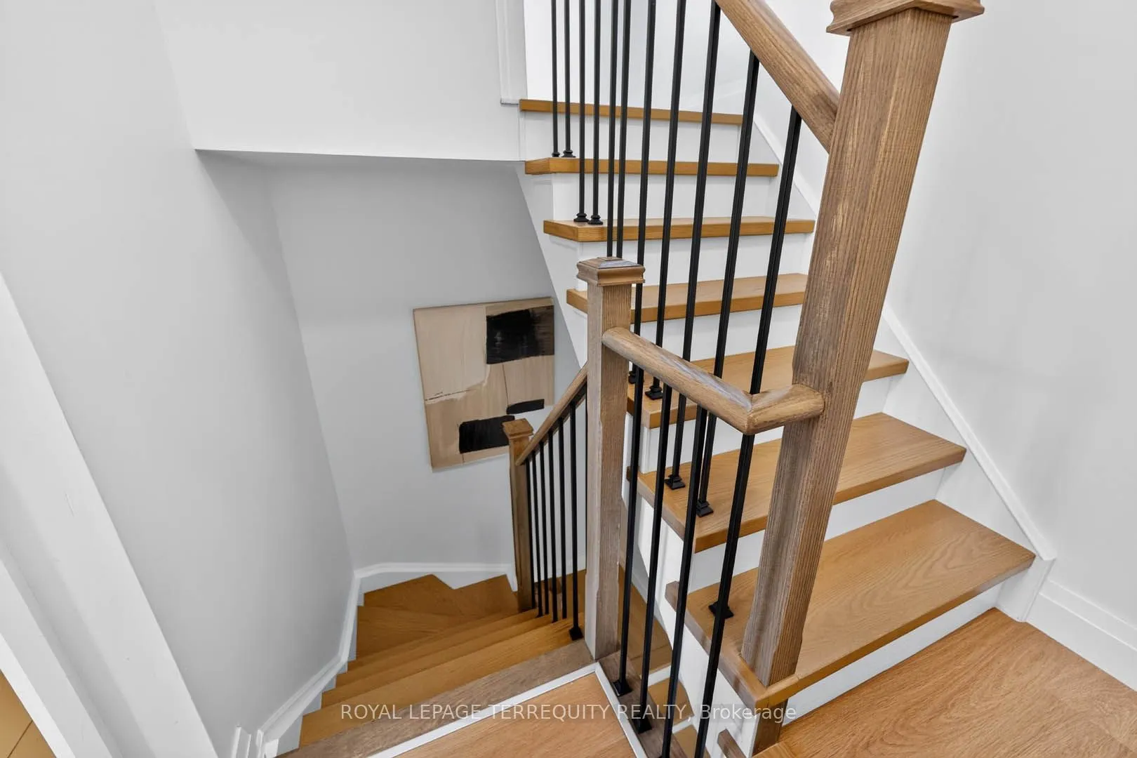780 Sheppard Avenue E #16