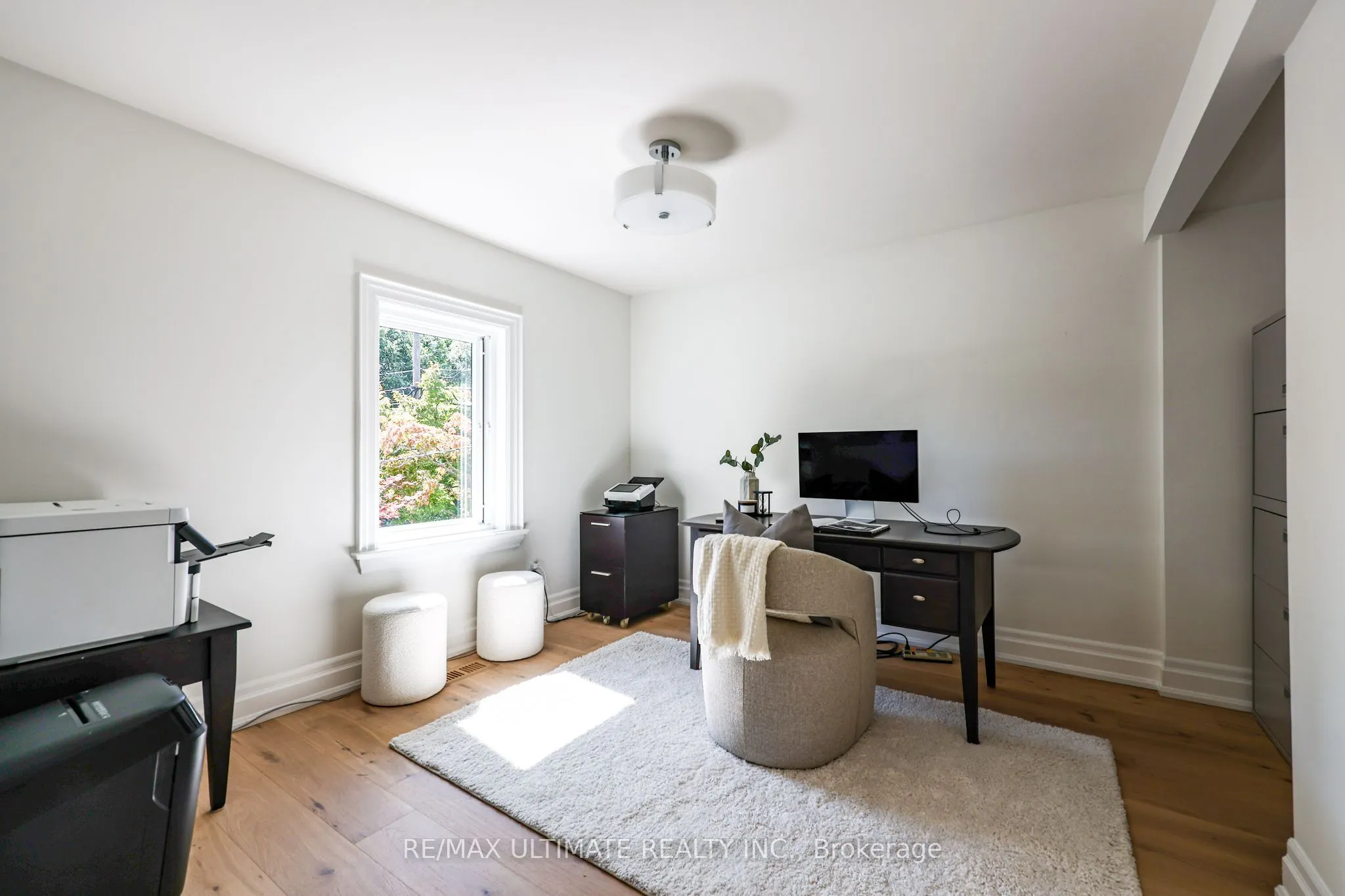 10 Field Avenue