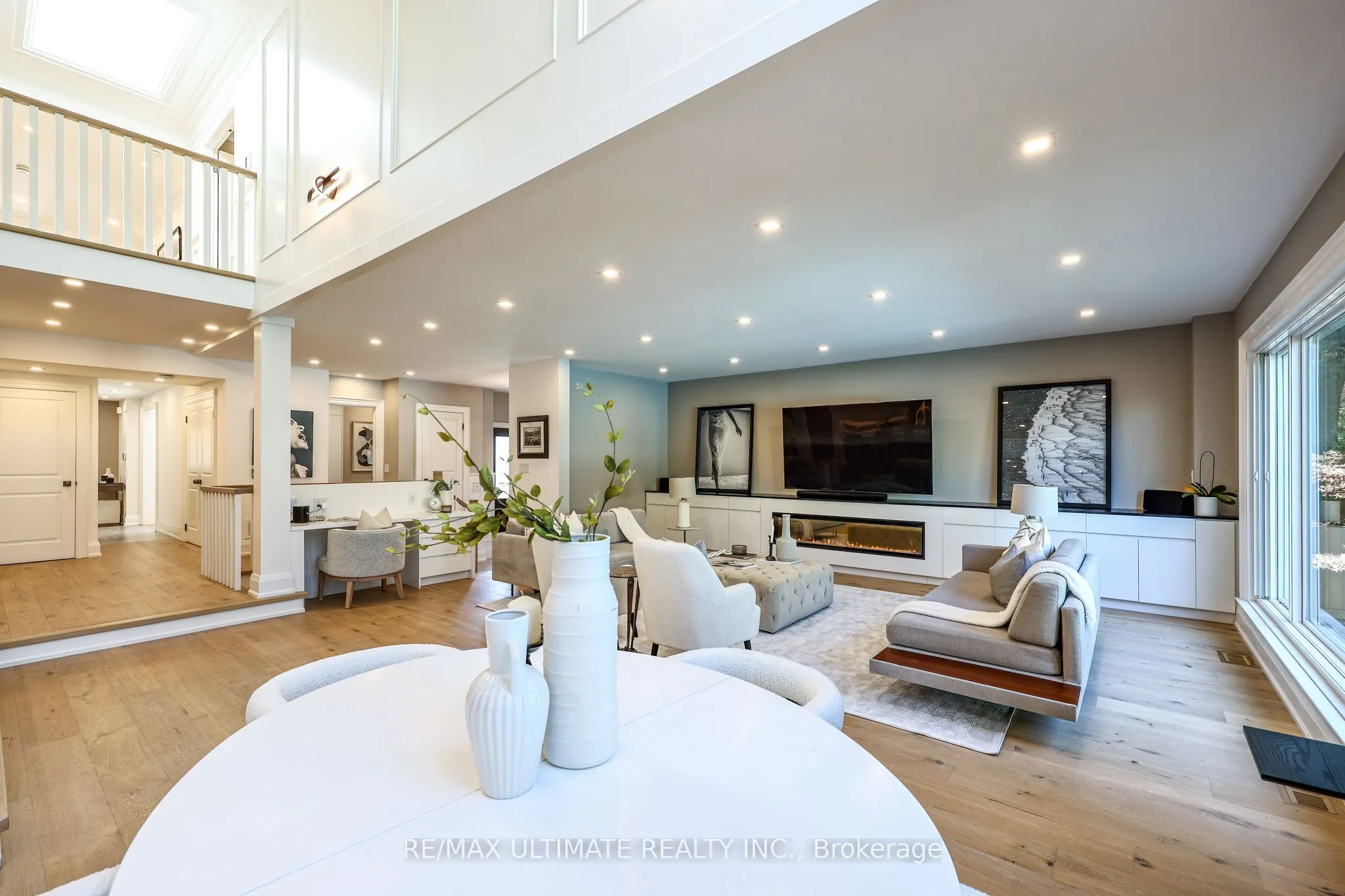 10 Field Avenue