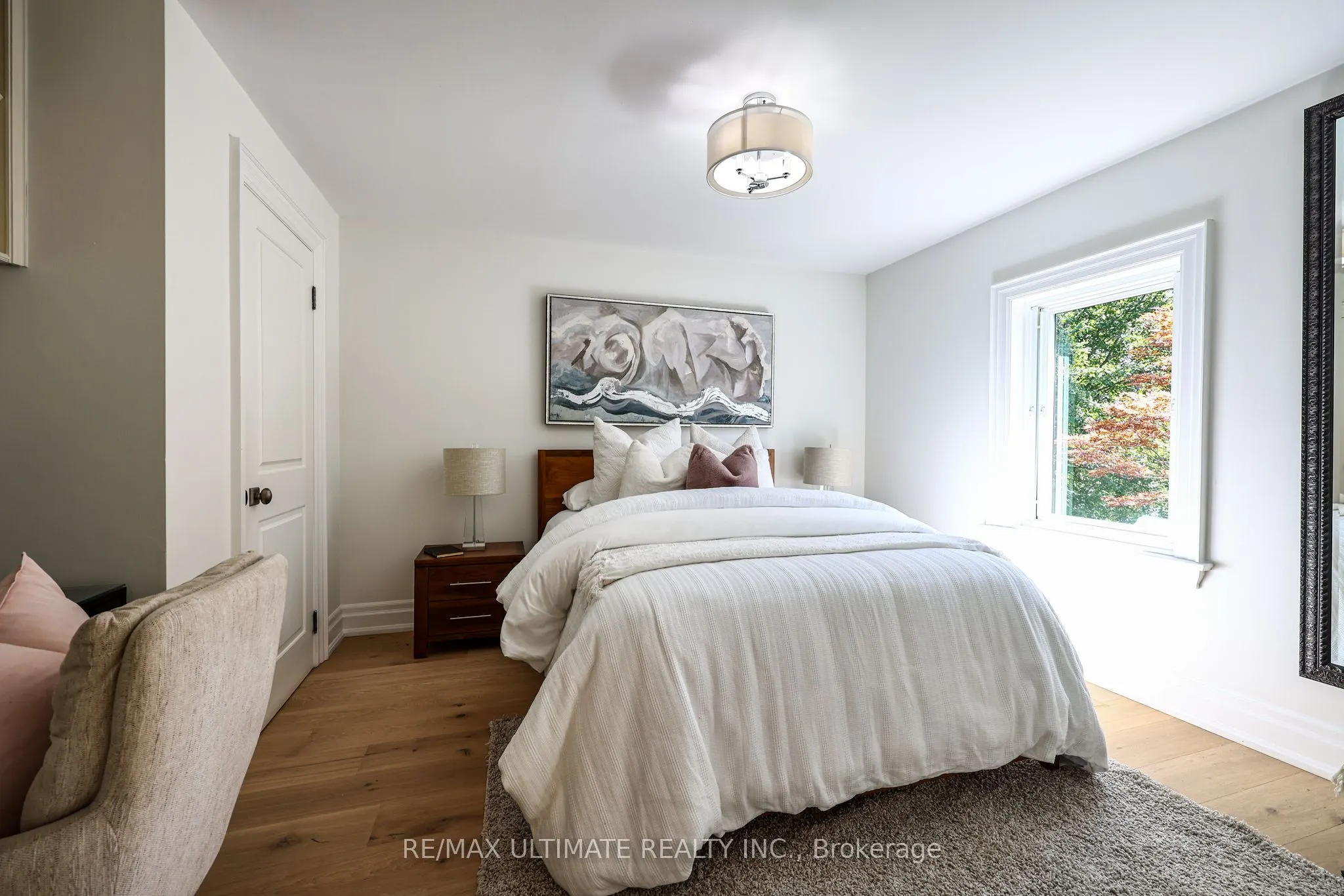 10 Field Avenue