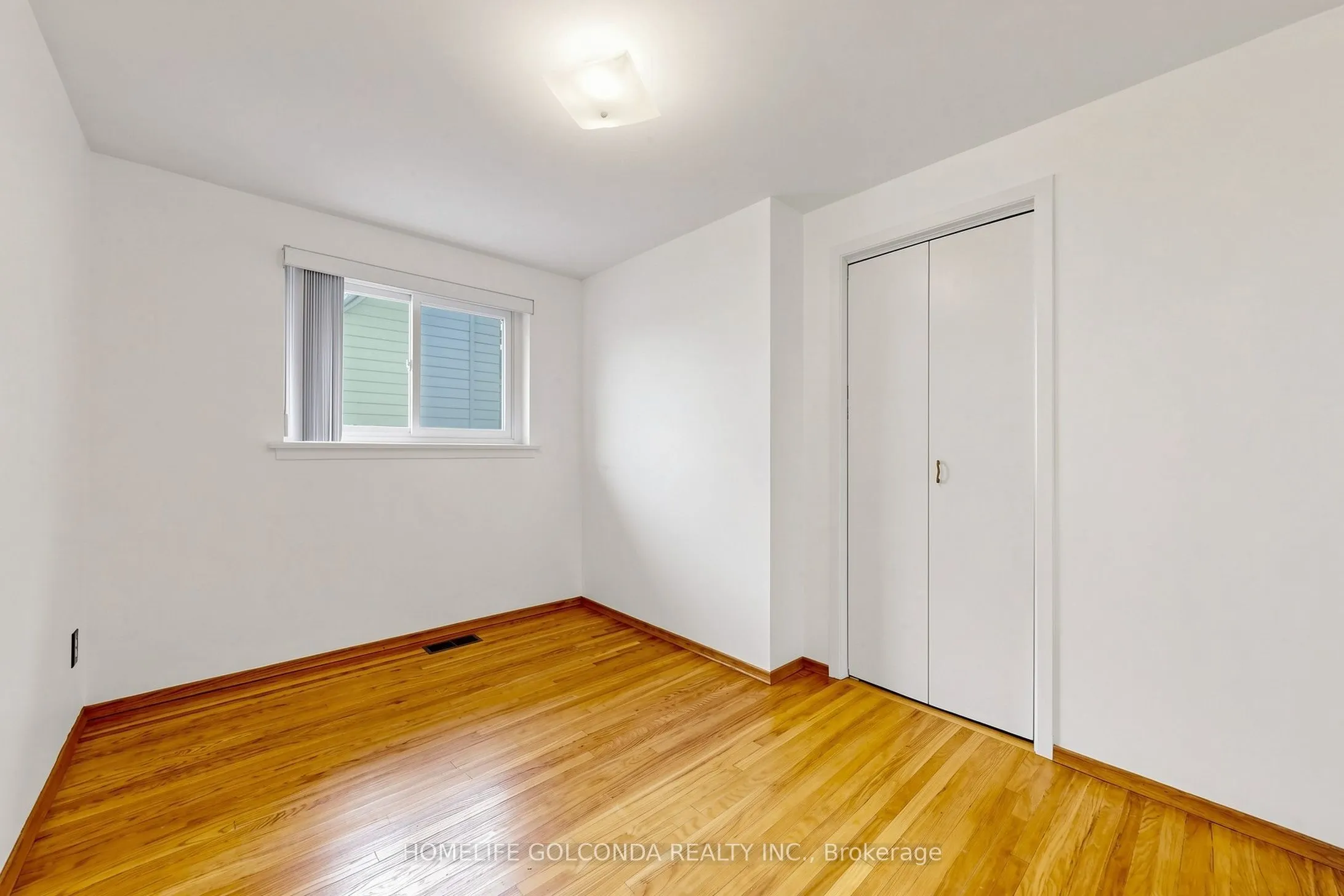 21 Grove Park Crescent