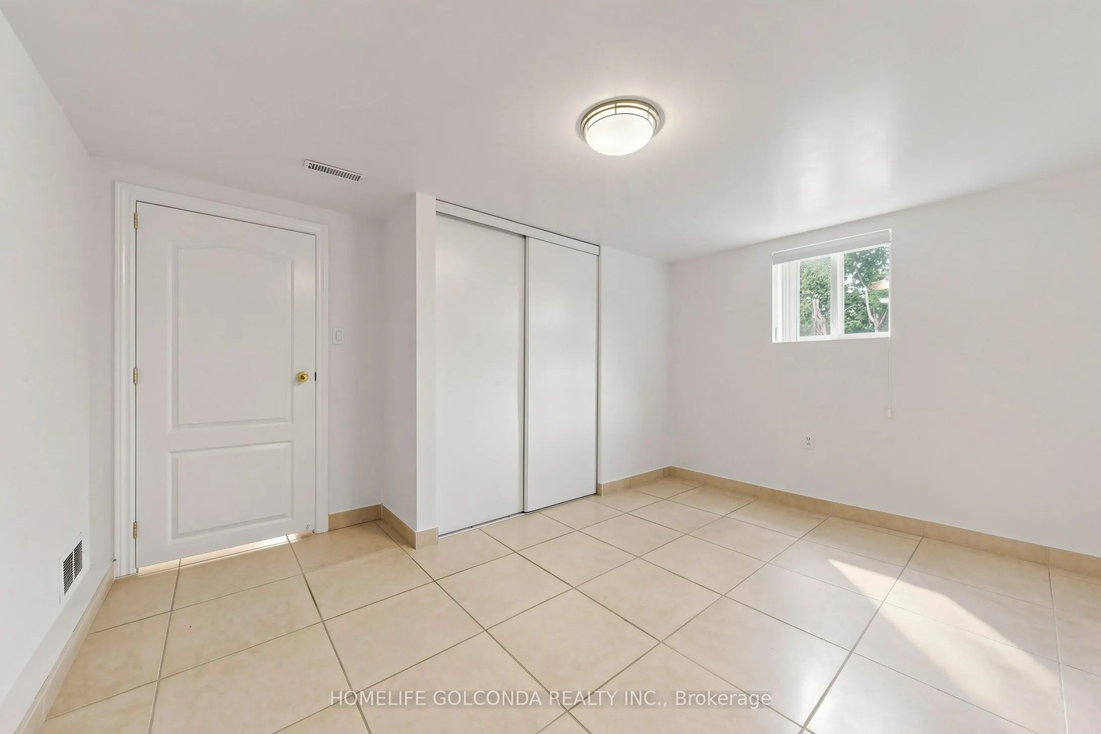 21 Grove Park Crescent