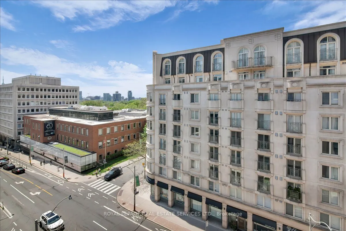 6 Jackes Avenue #606