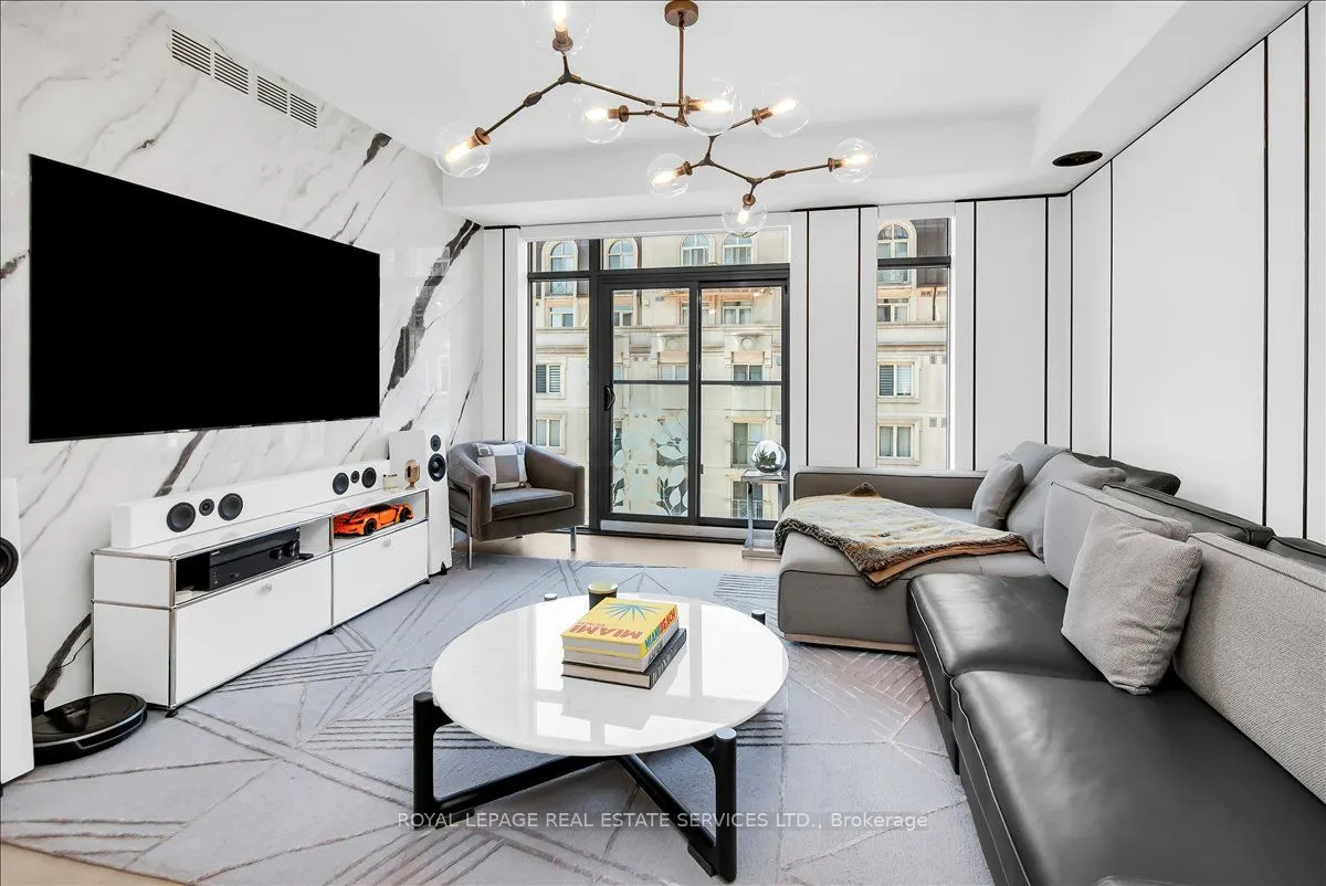 6 Jackes Avenue #606