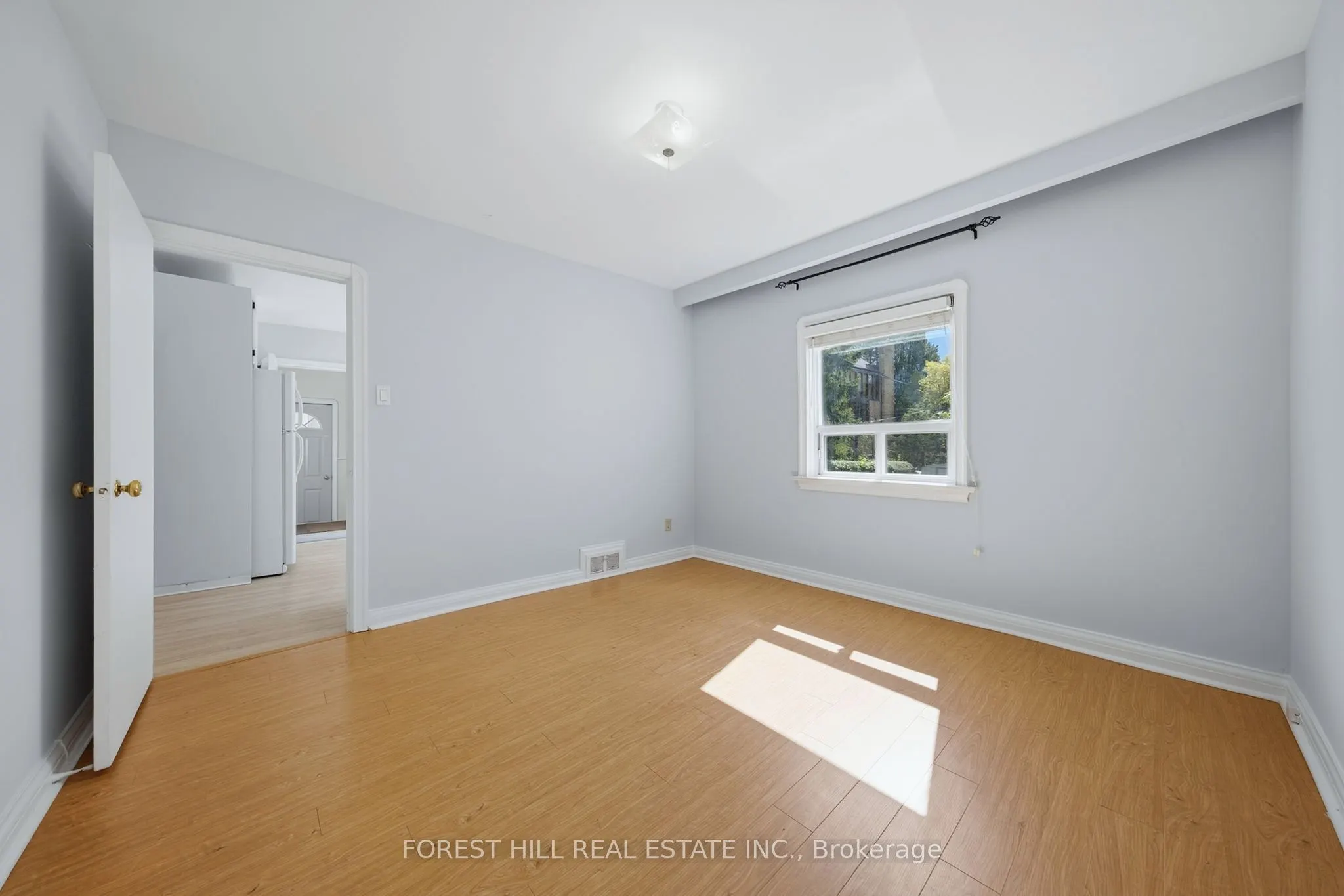 147 Viewmount Avenue