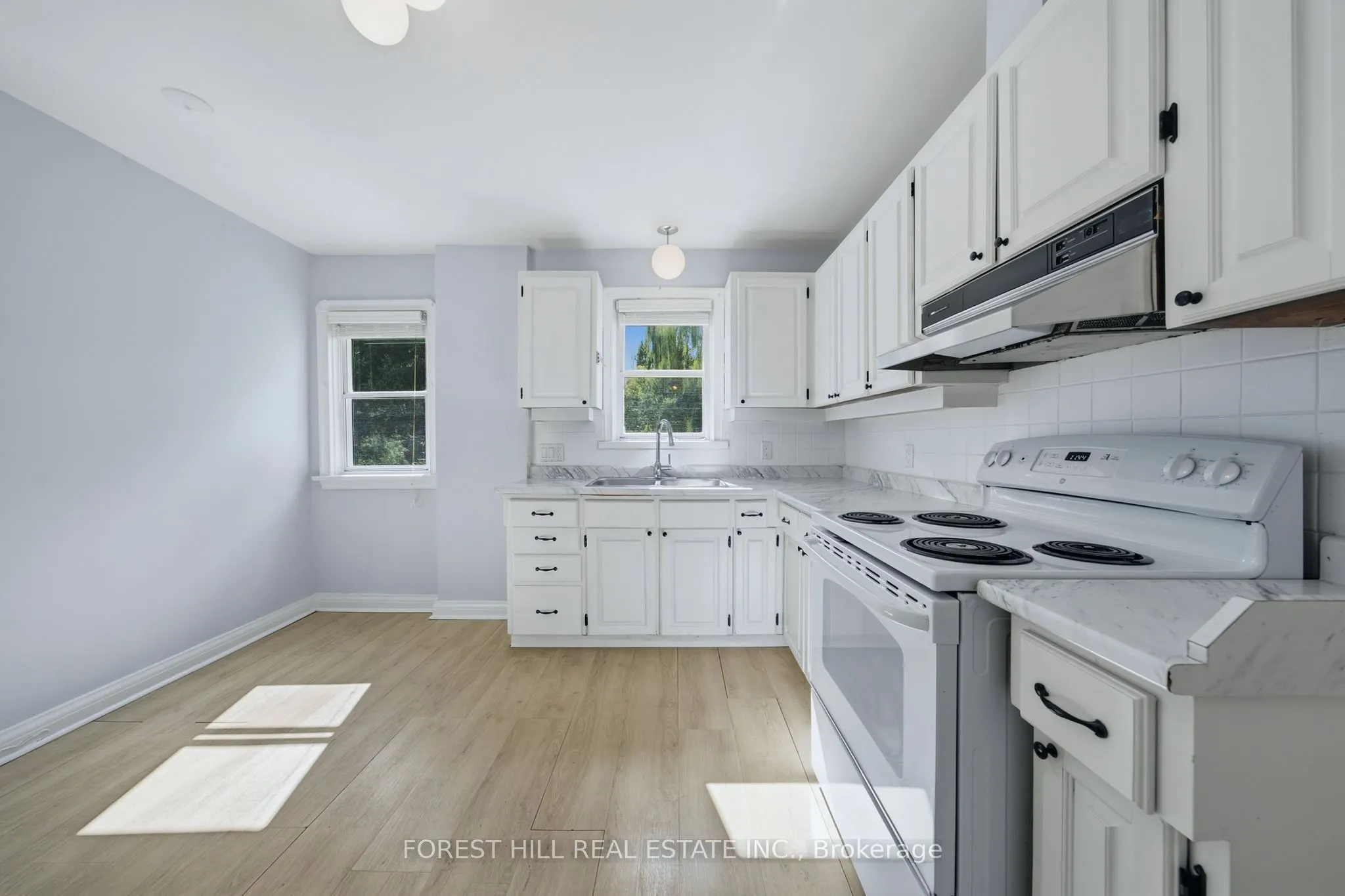 147 Viewmount Avenue