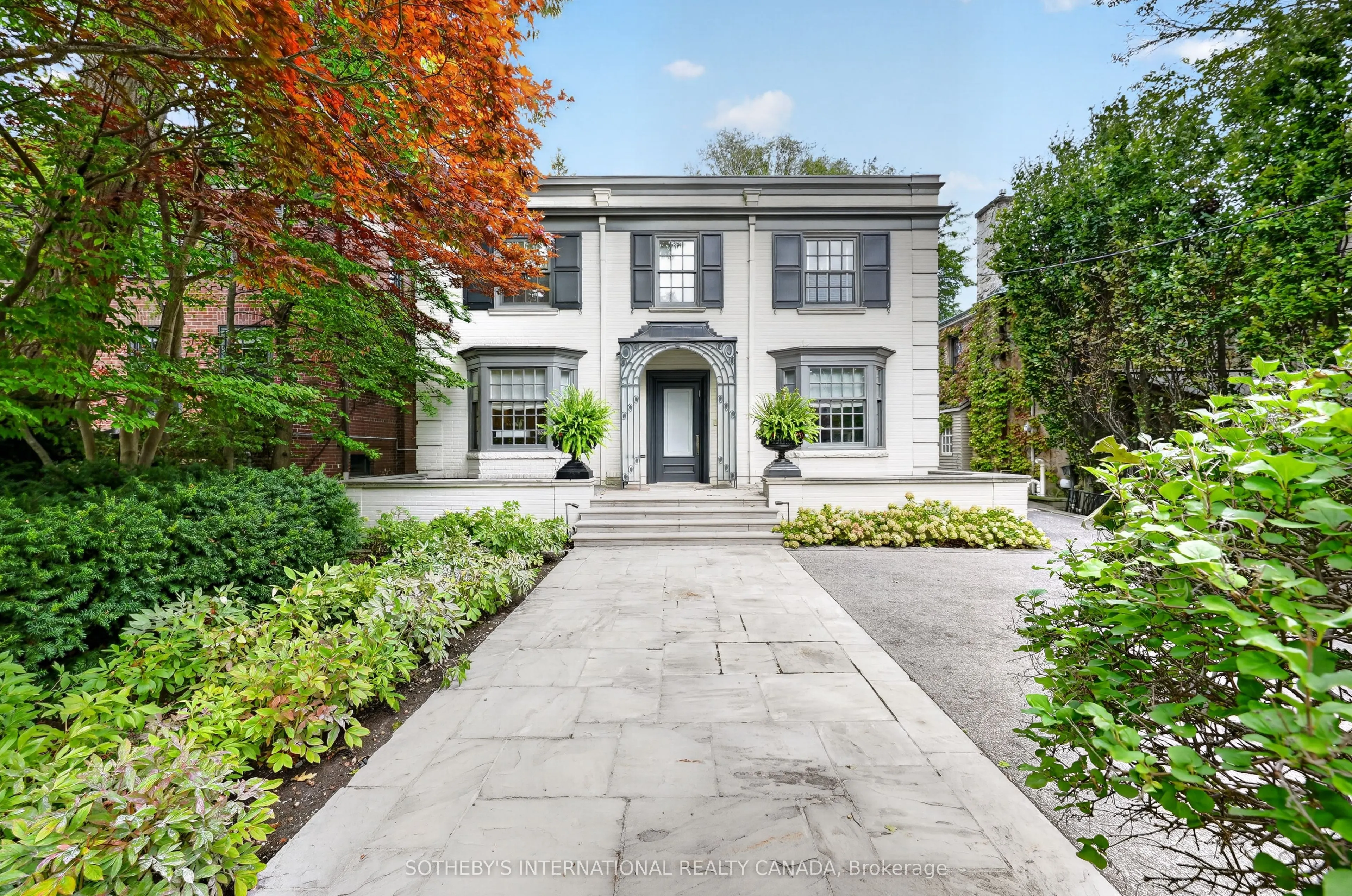 15 Alexandra Wood