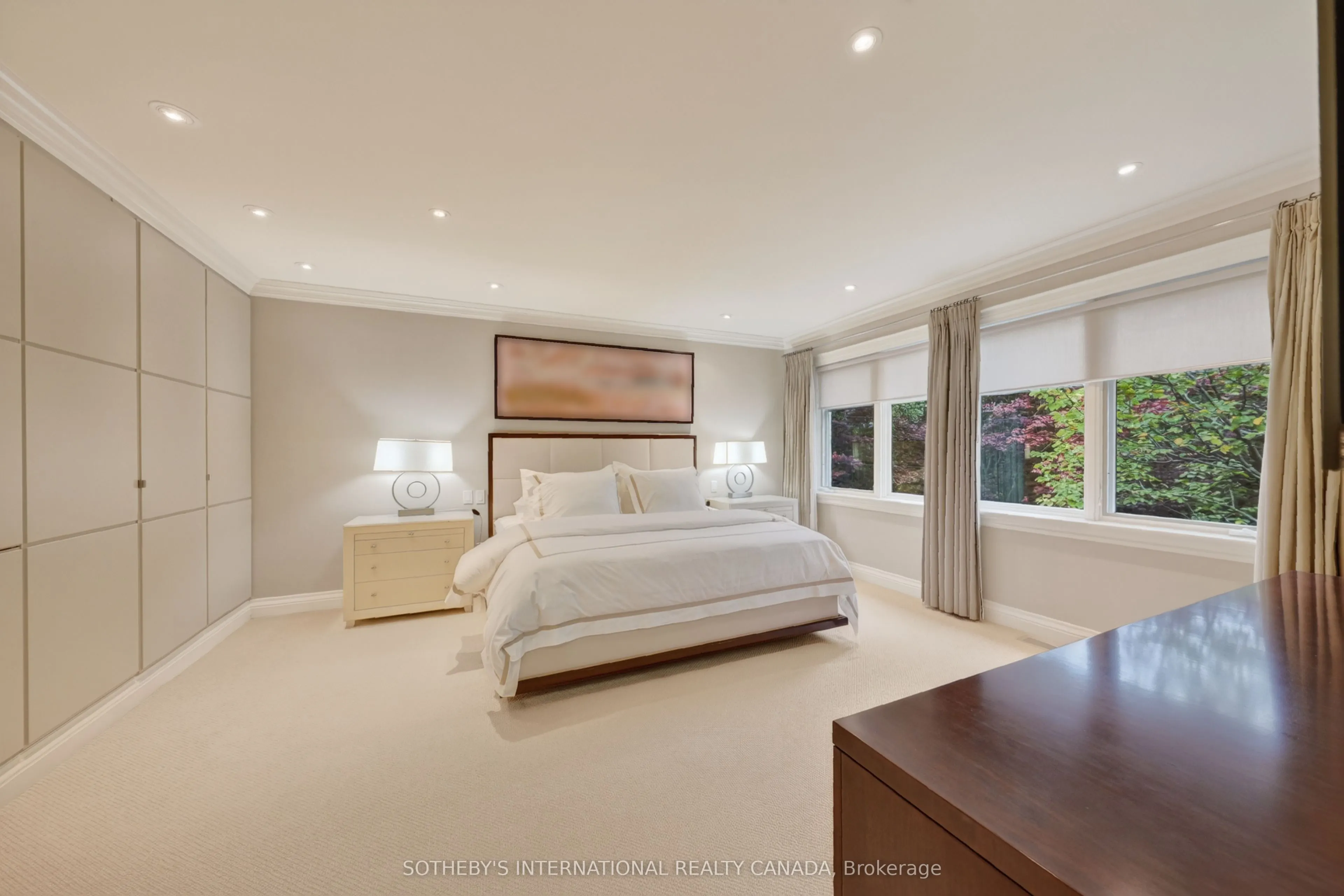 15 Alexandra Wood