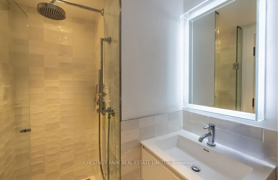 78 Crescent Road #2