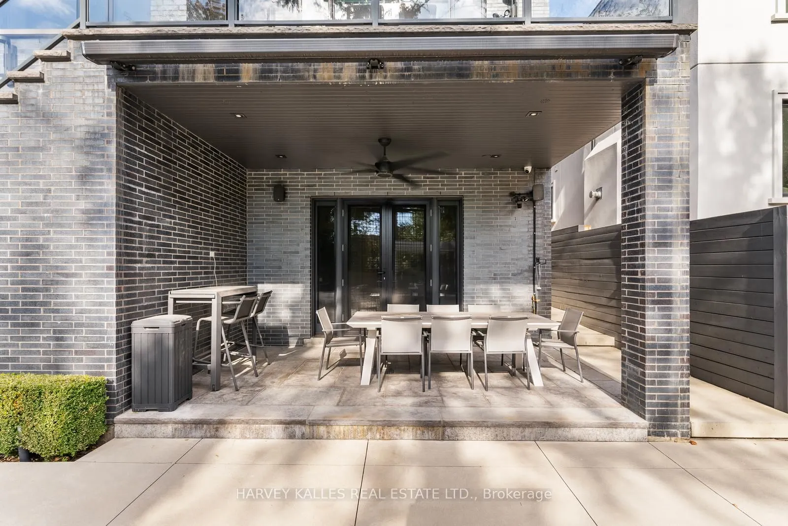 75 Bannockburn Avenue