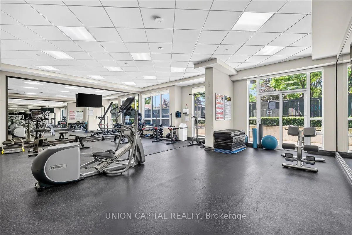 35 Saranac Boulevard #602