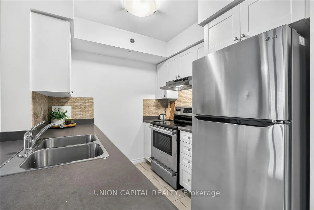 35 Saranac Boulevard #602