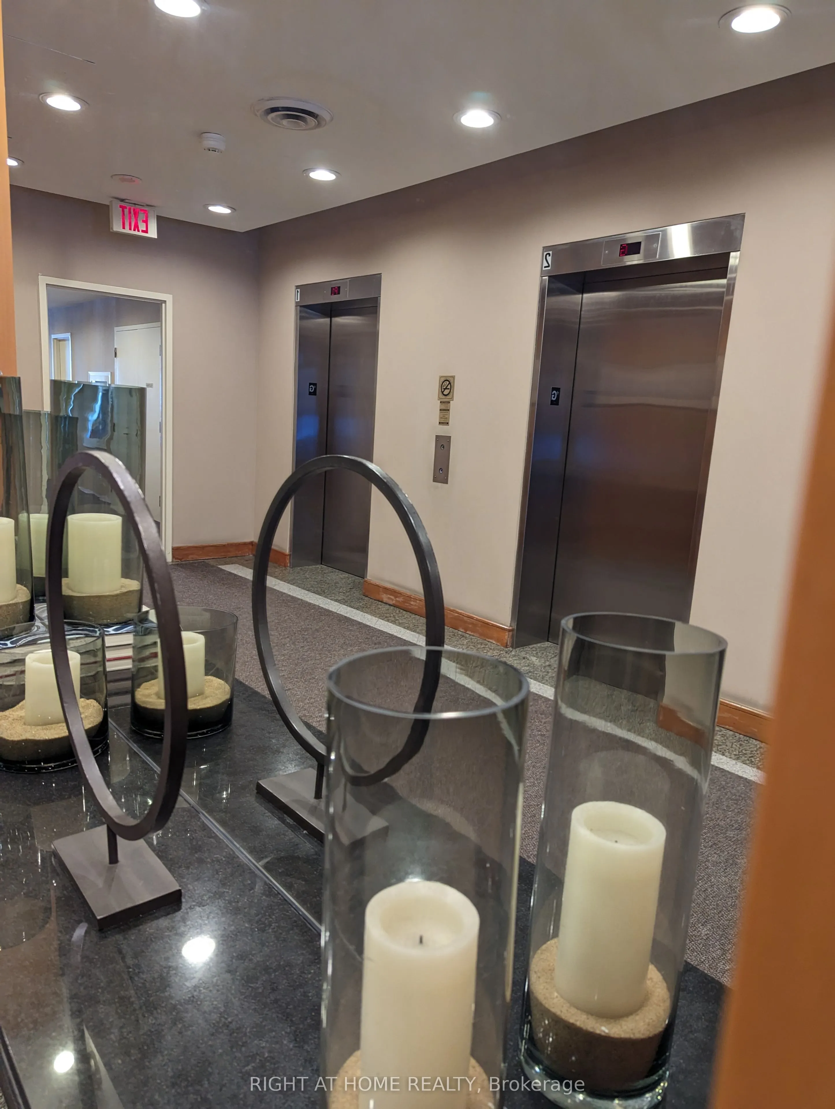 260 Doris Avenue #305