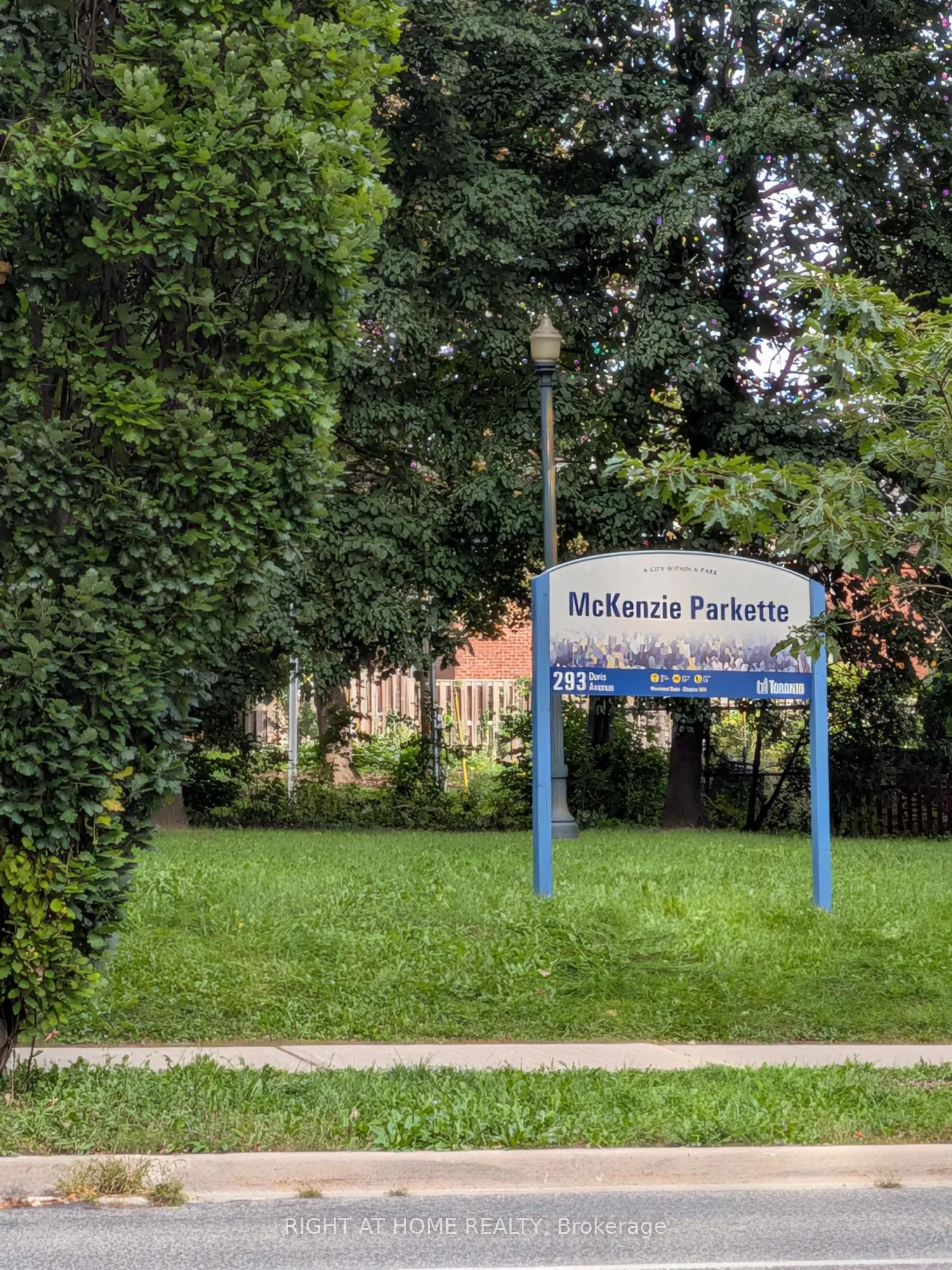 260 Doris Avenue #305