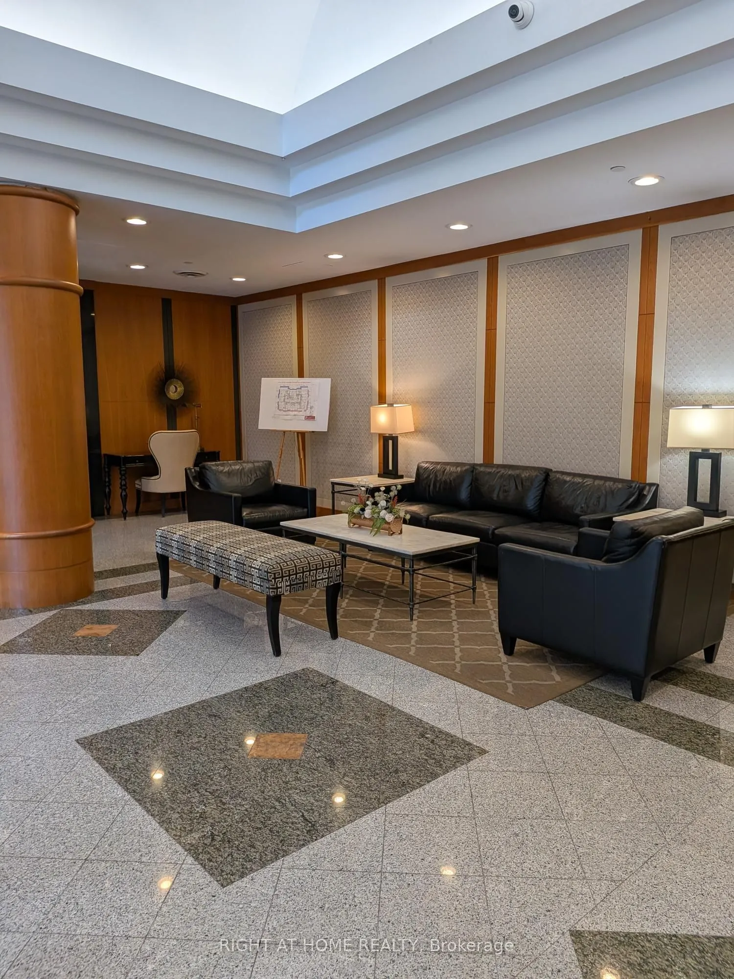 260 Doris Avenue #305