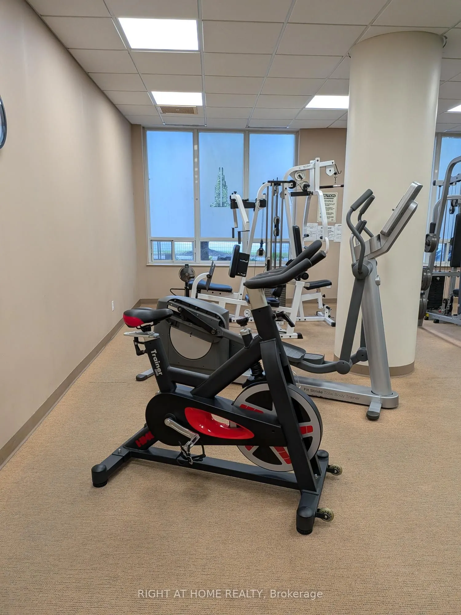 260 Doris Avenue #305