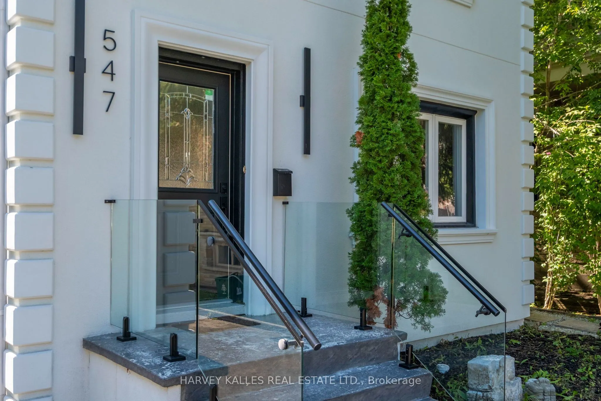 547 Melrose Avenue