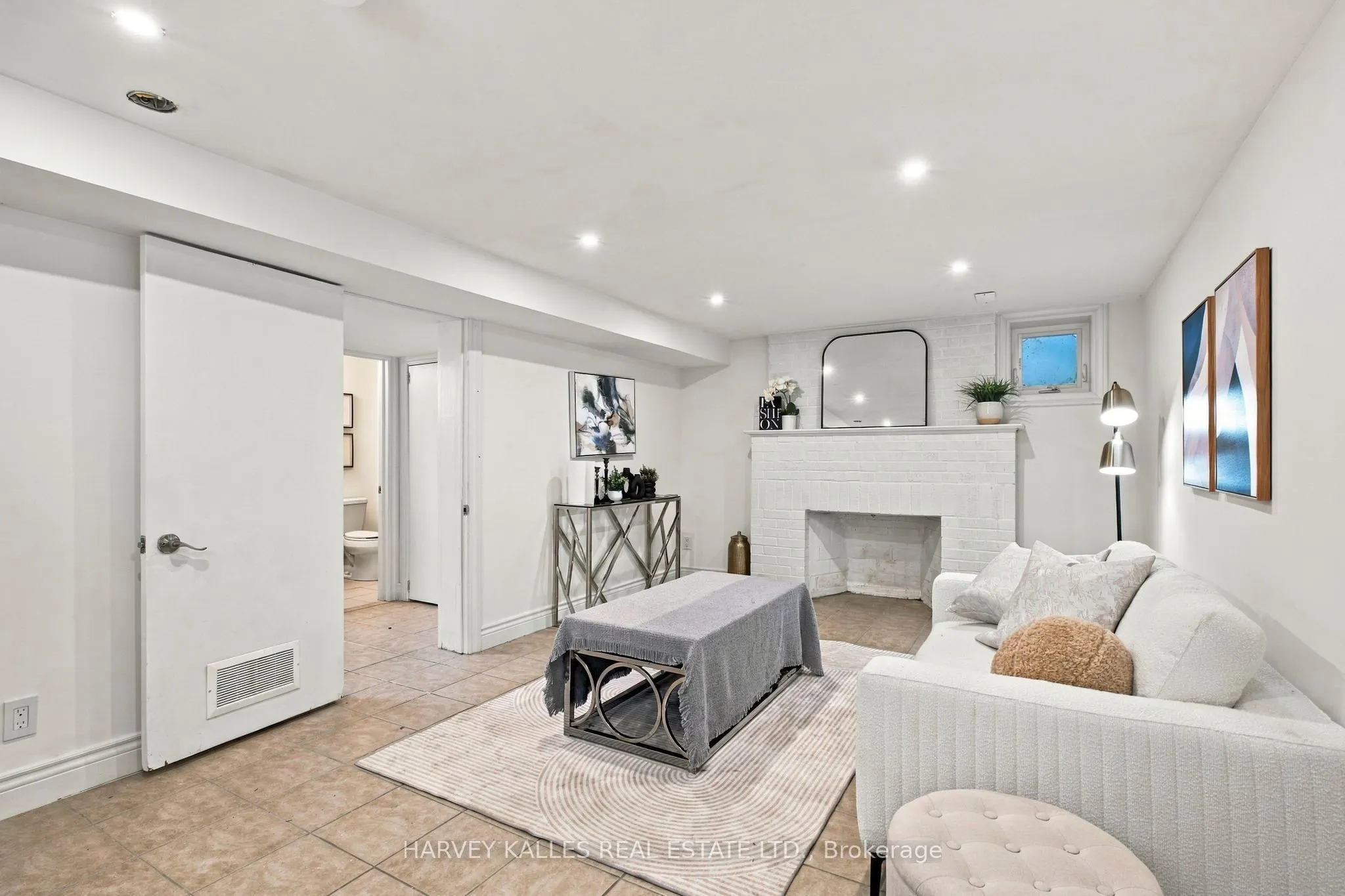 547 Melrose Avenue