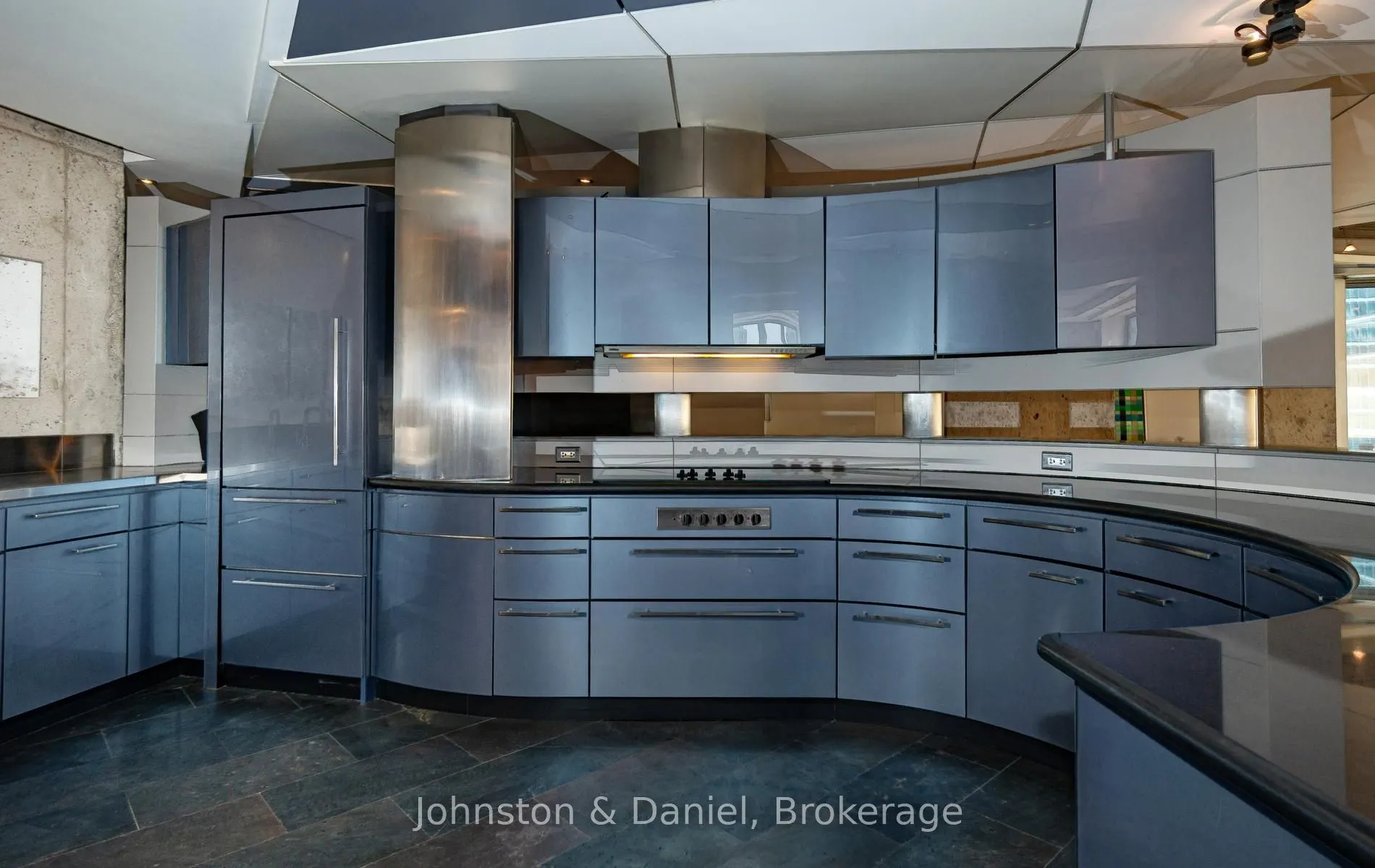 71 Simcoe Street #2601