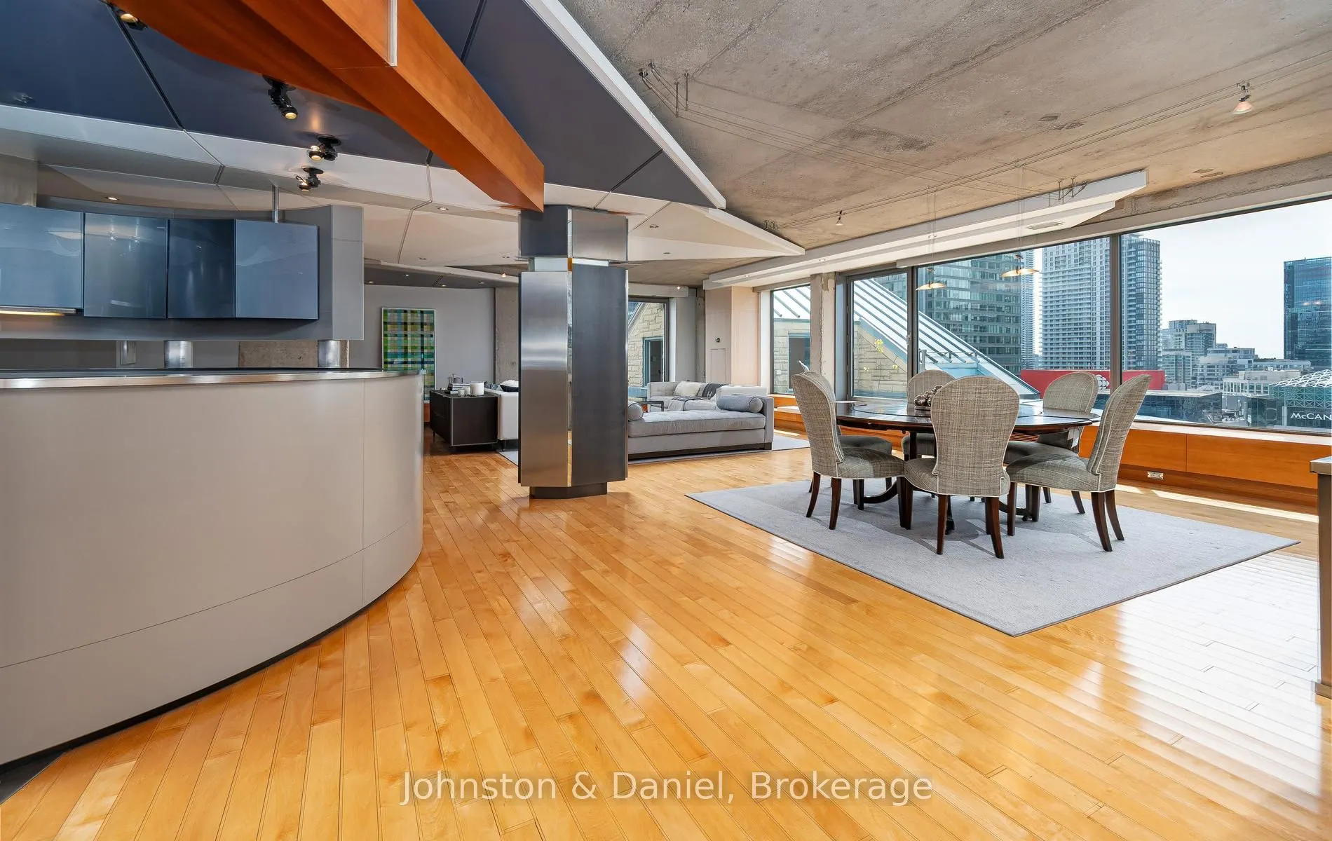 71 Simcoe Street #2601