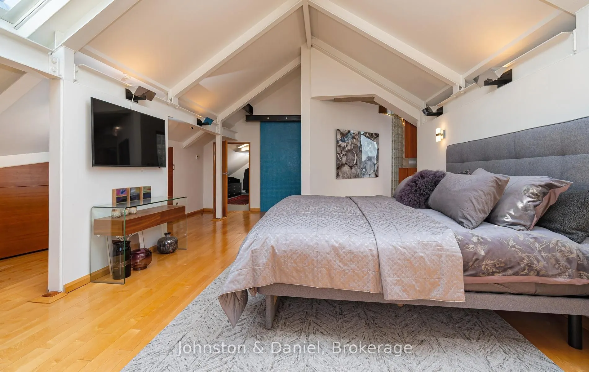 71 Simcoe Street #2601