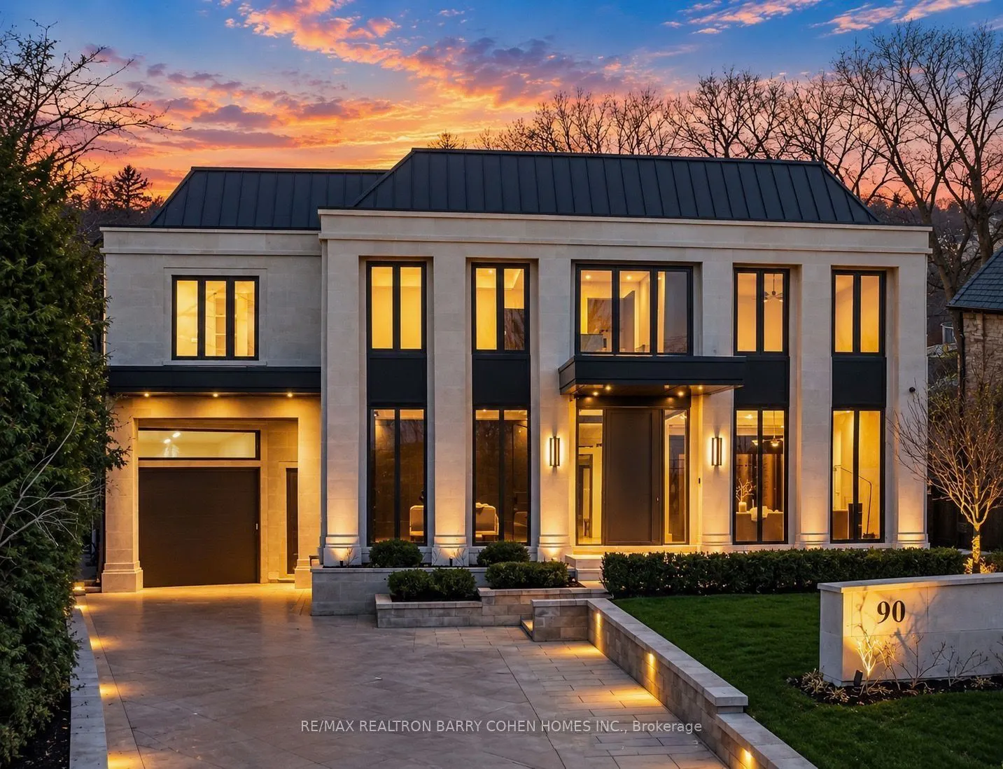 90 Arjay Crescent