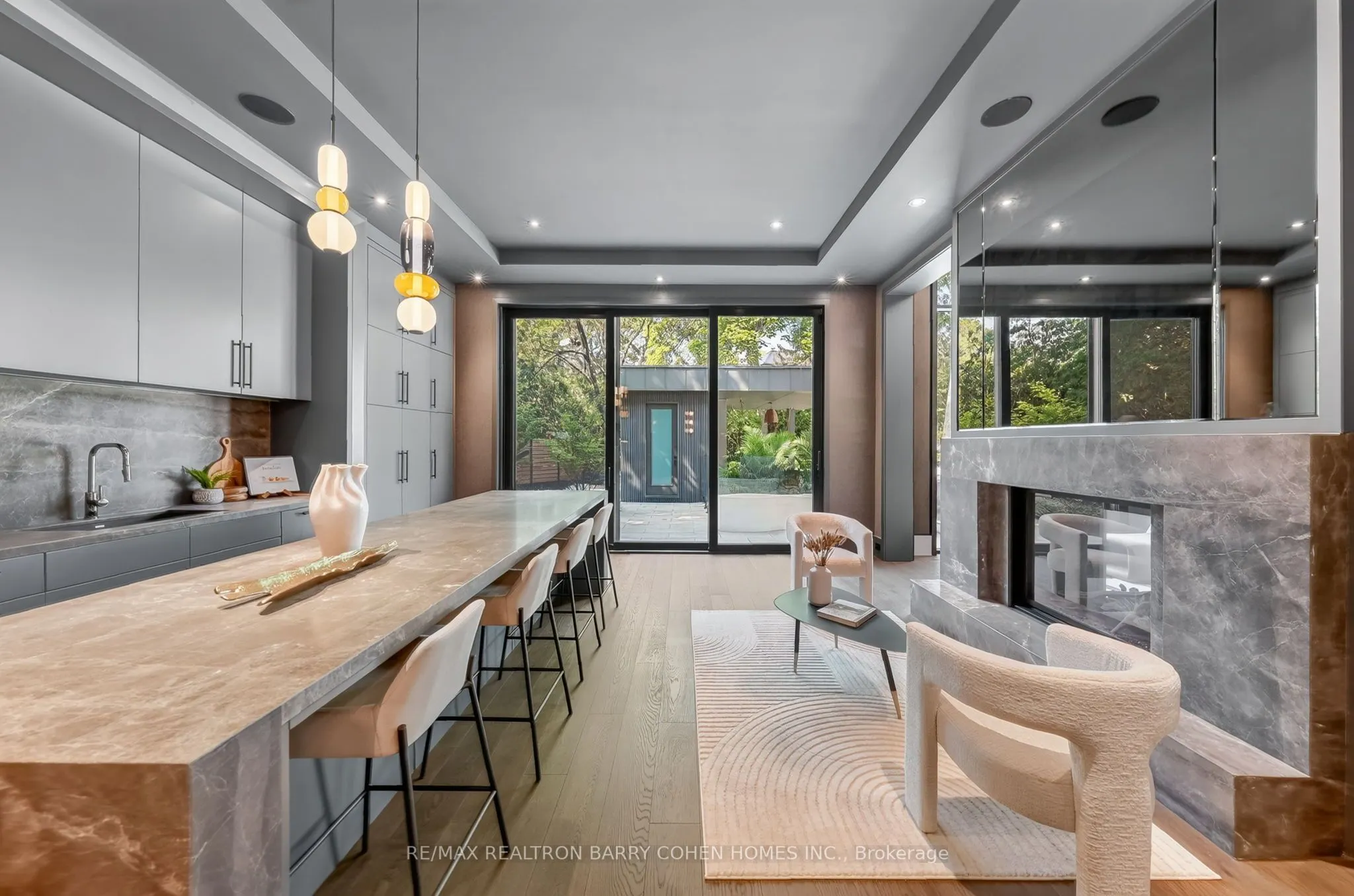 90 Arjay Crescent