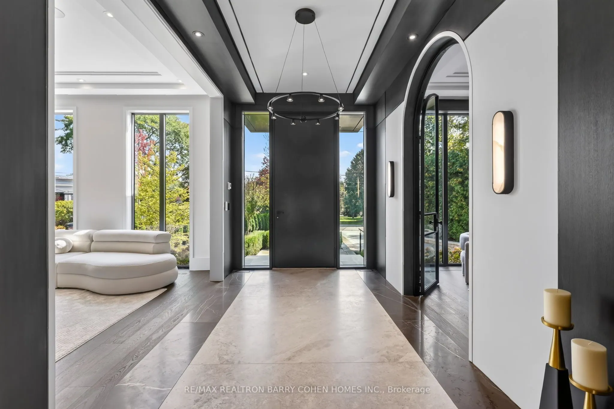 90 Arjay Crescent