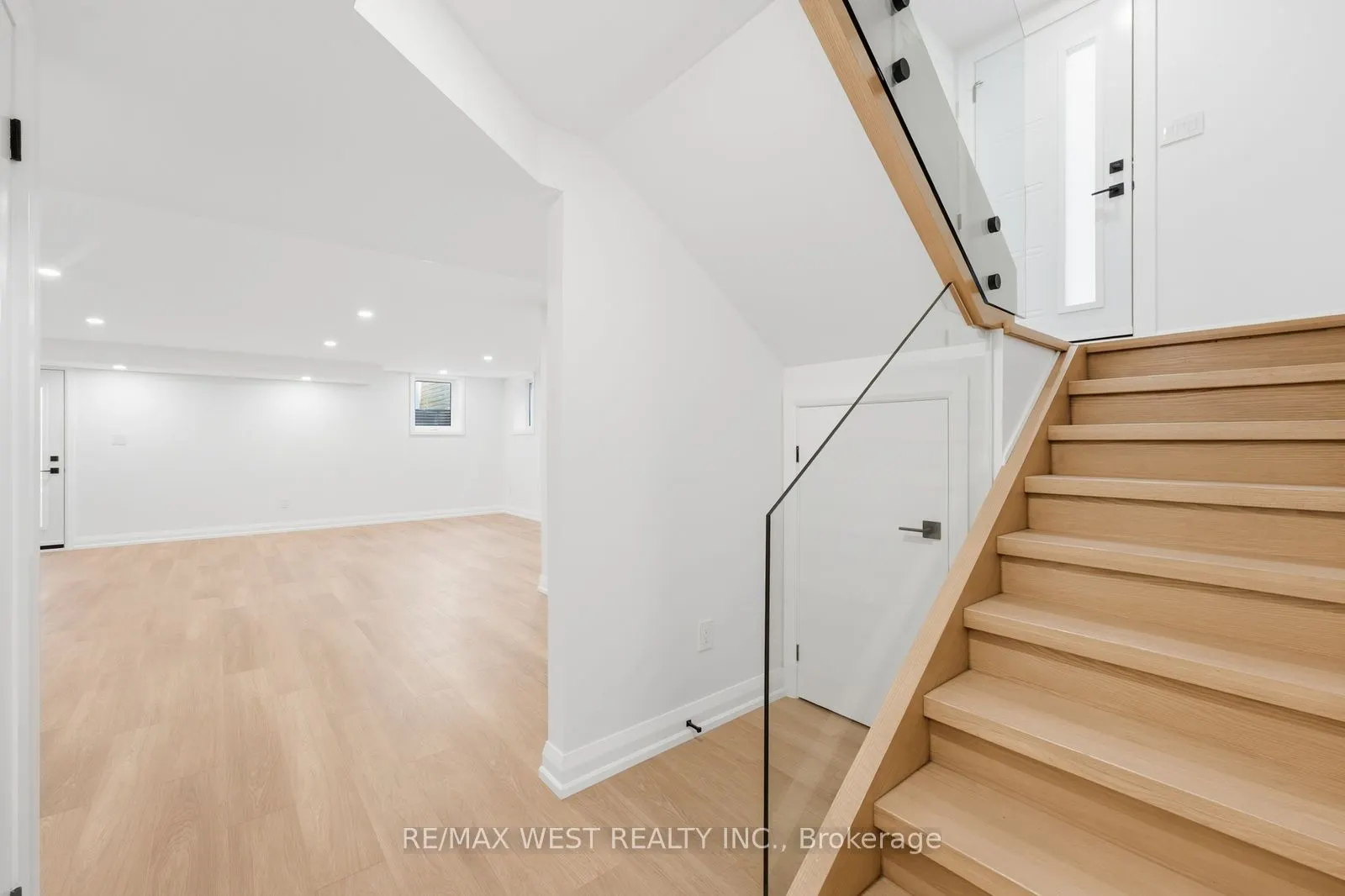 77 Alameda Avenue