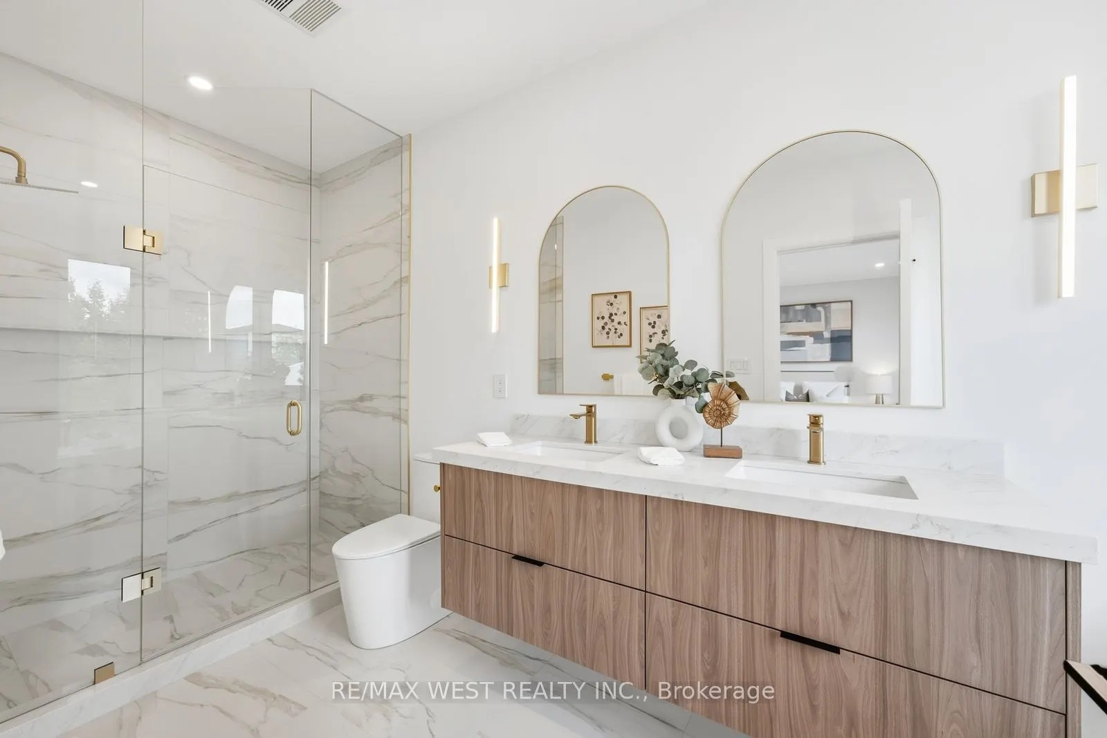 77 Alameda Avenue
