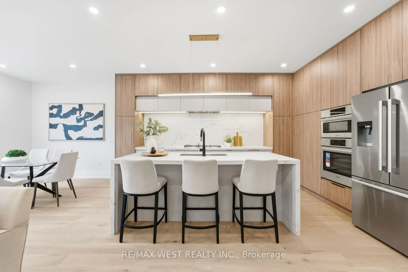 77 Alameda Avenue