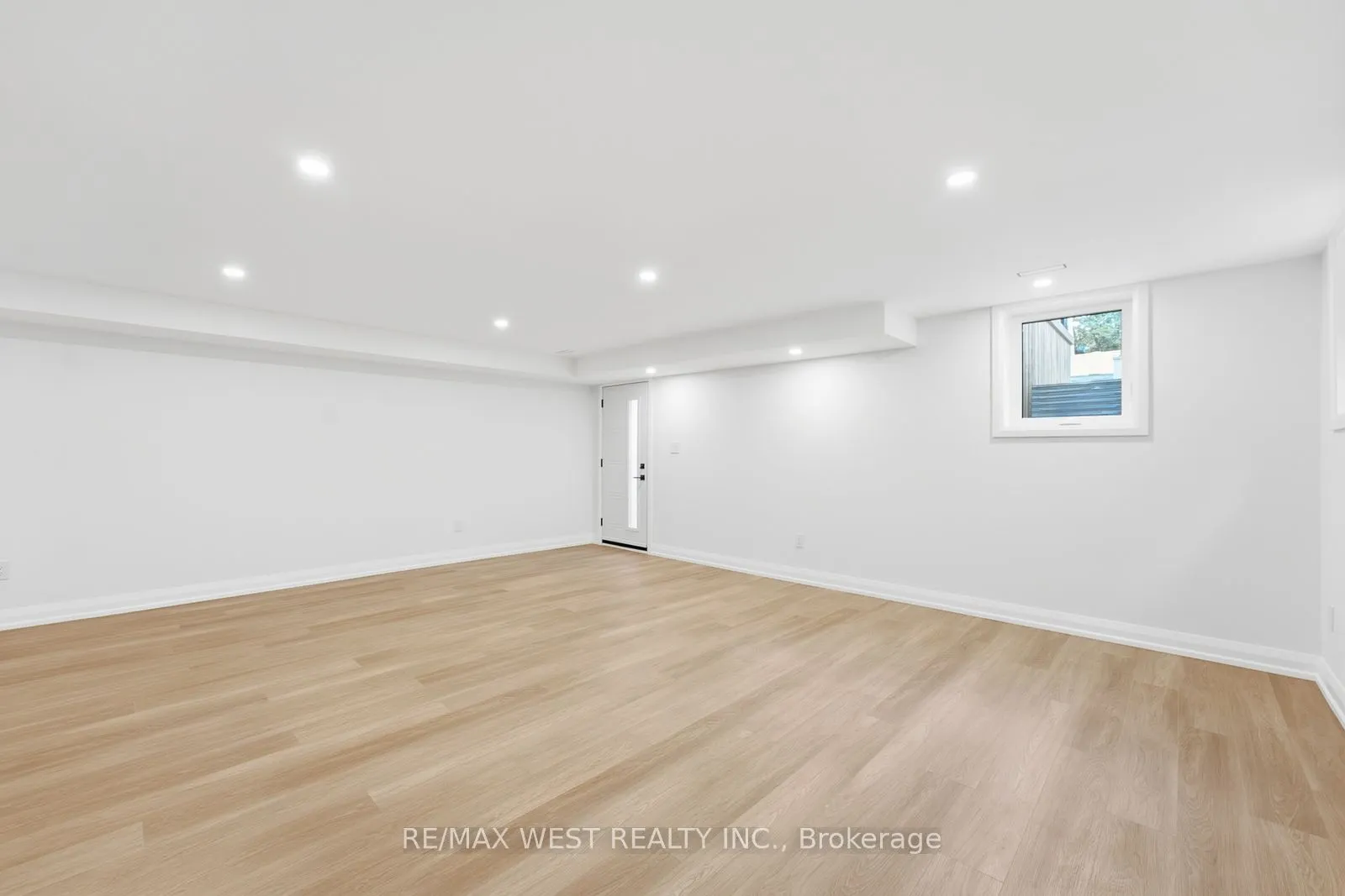 77 Alameda Avenue