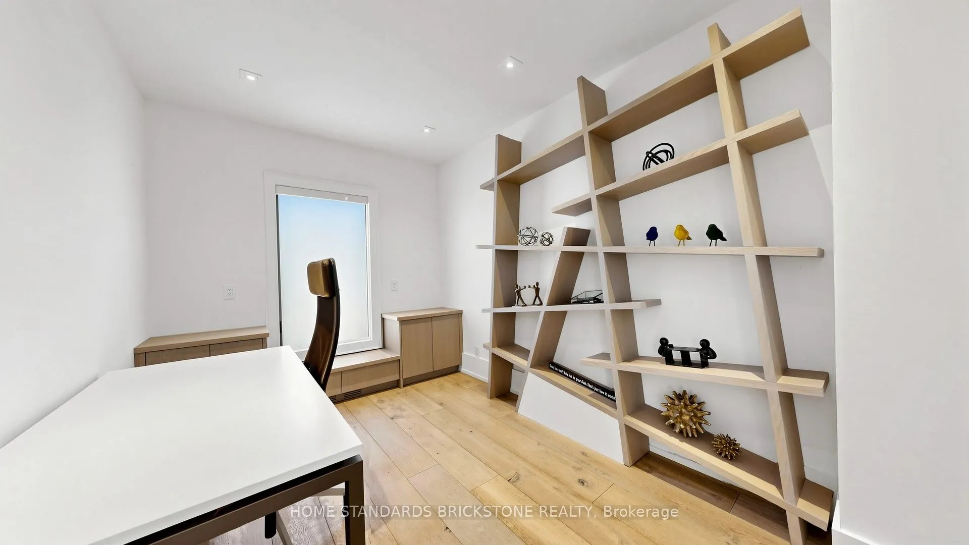 10 Alonzo Road
