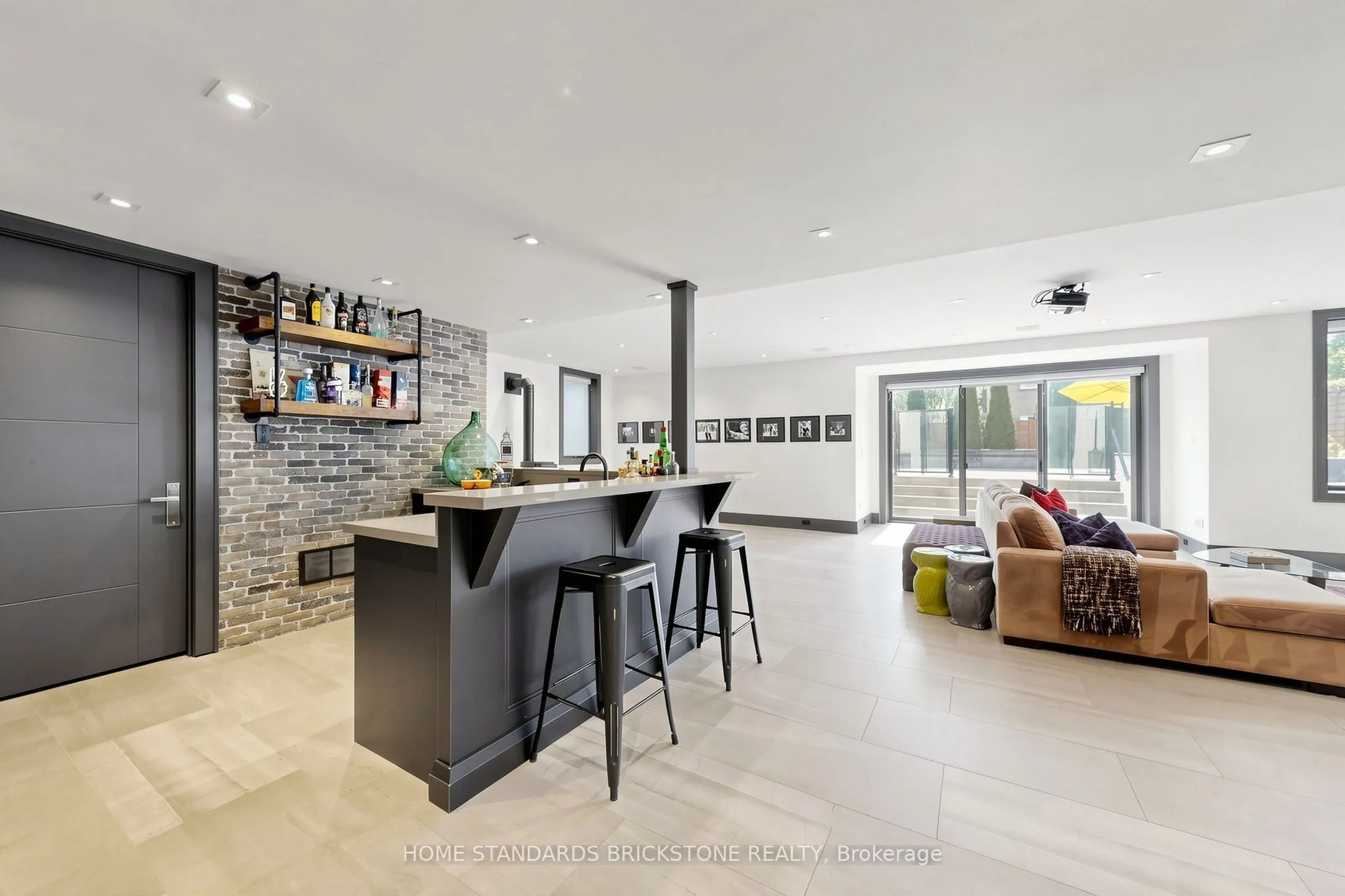 10 Alonzo Road