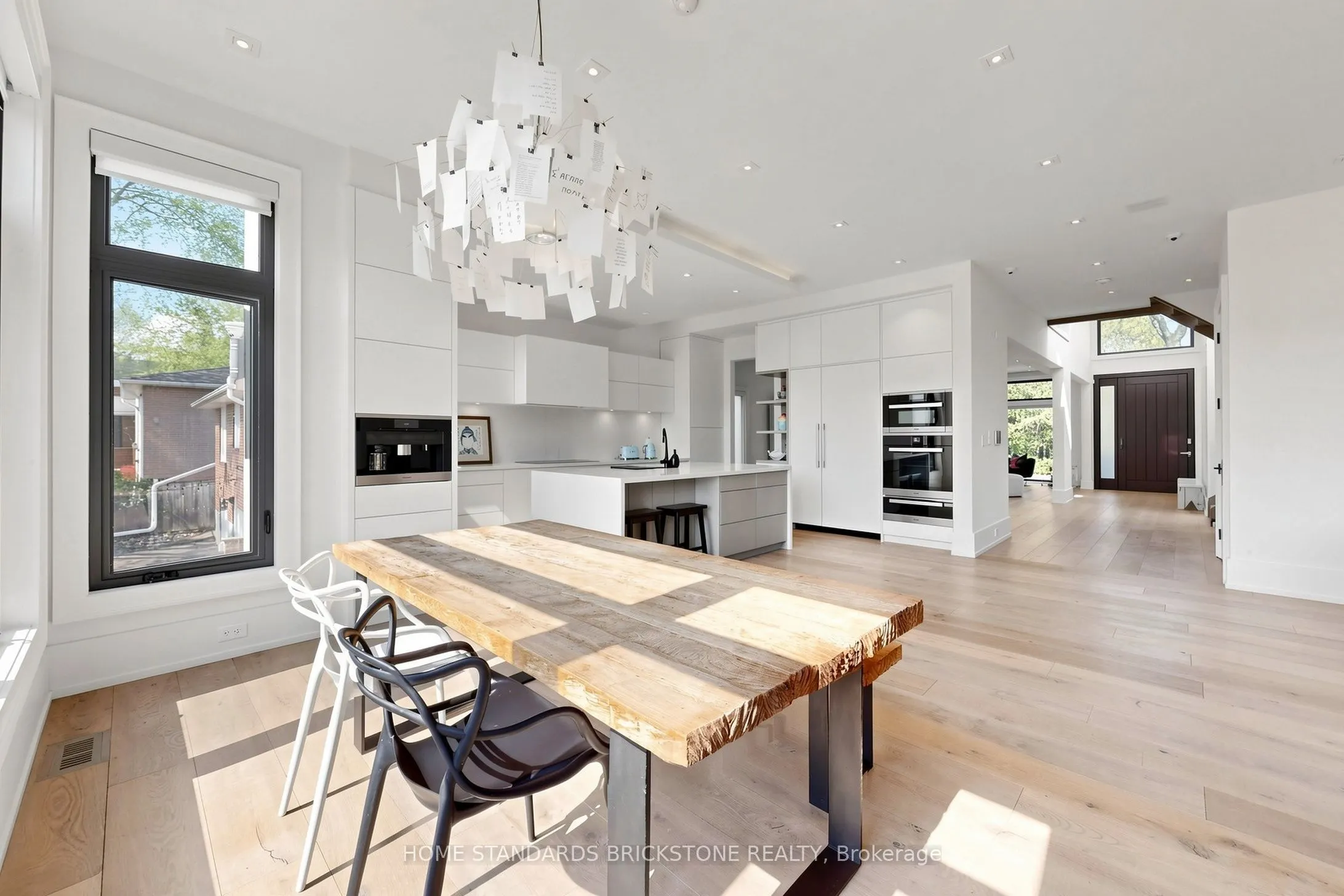 10 Alonzo Road