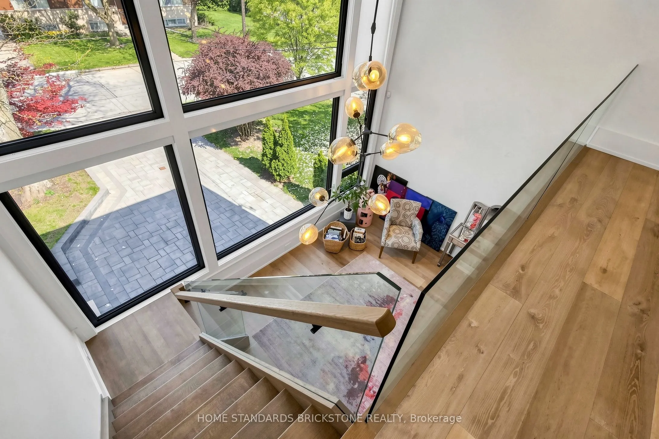 10 Alonzo Road