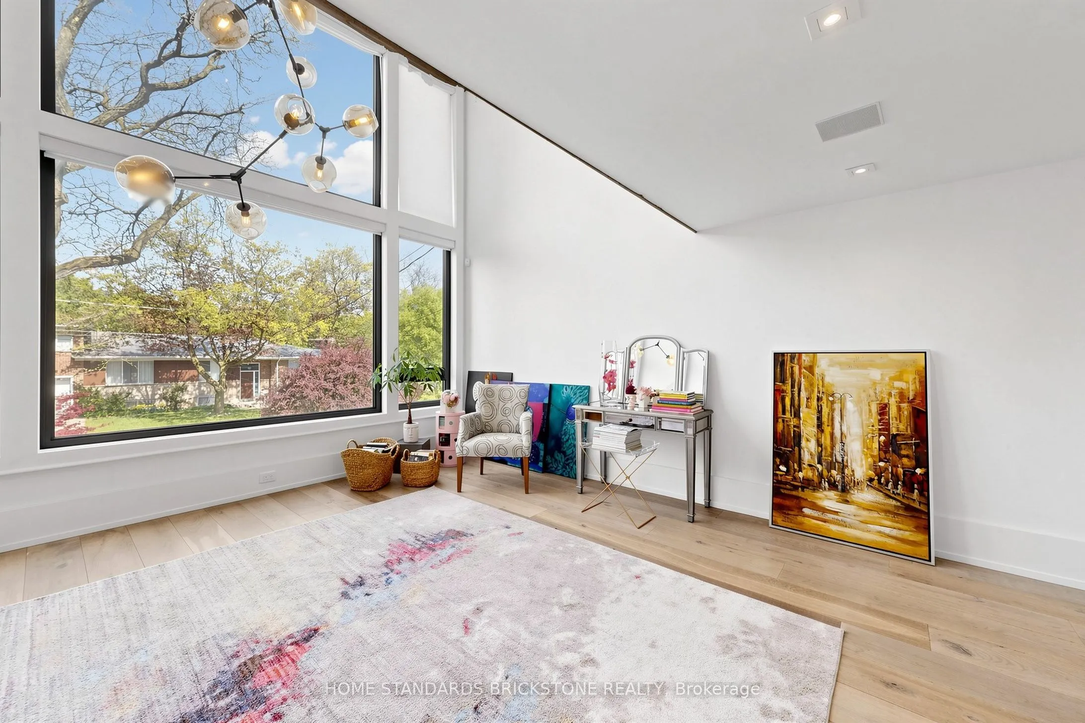 10 Alonzo Road