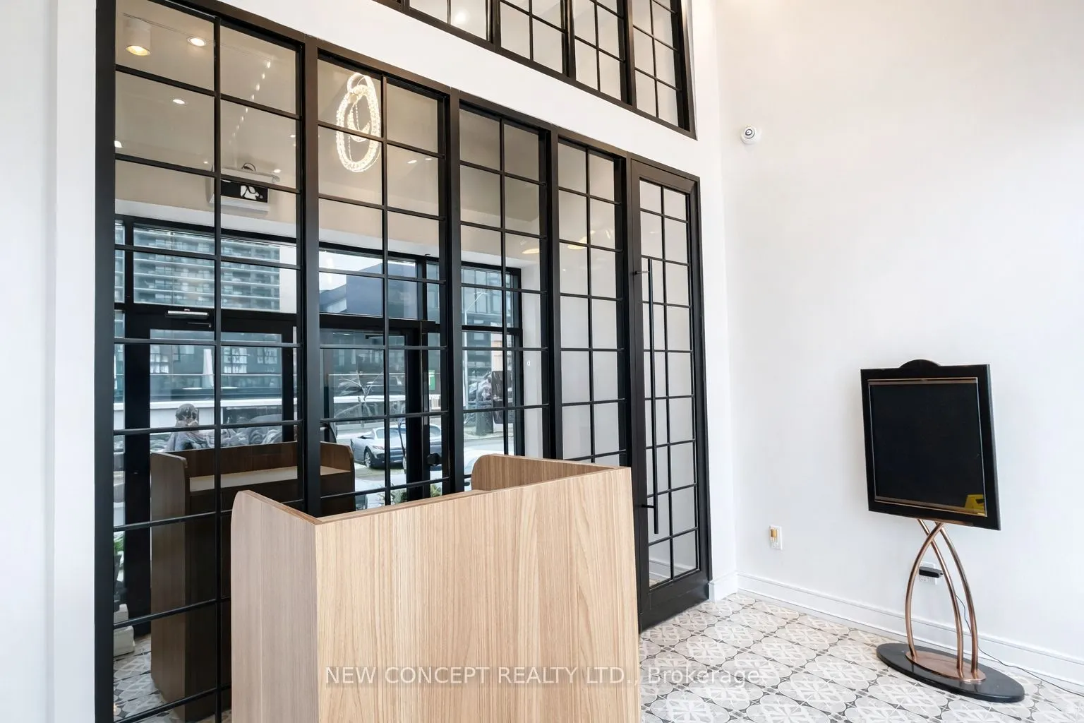 35 Sheppard Avenue E