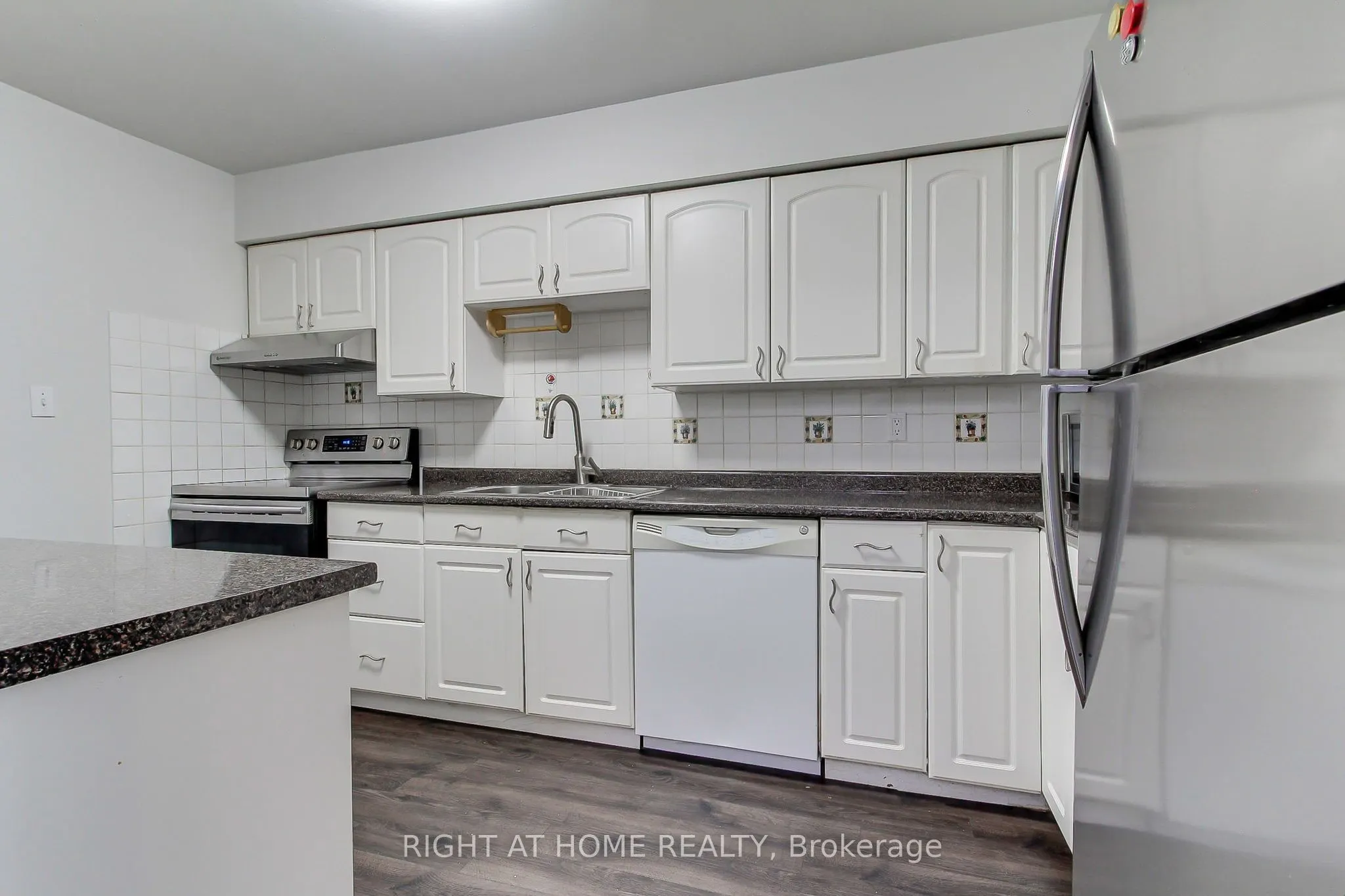 3300 Don Mills Road #1006