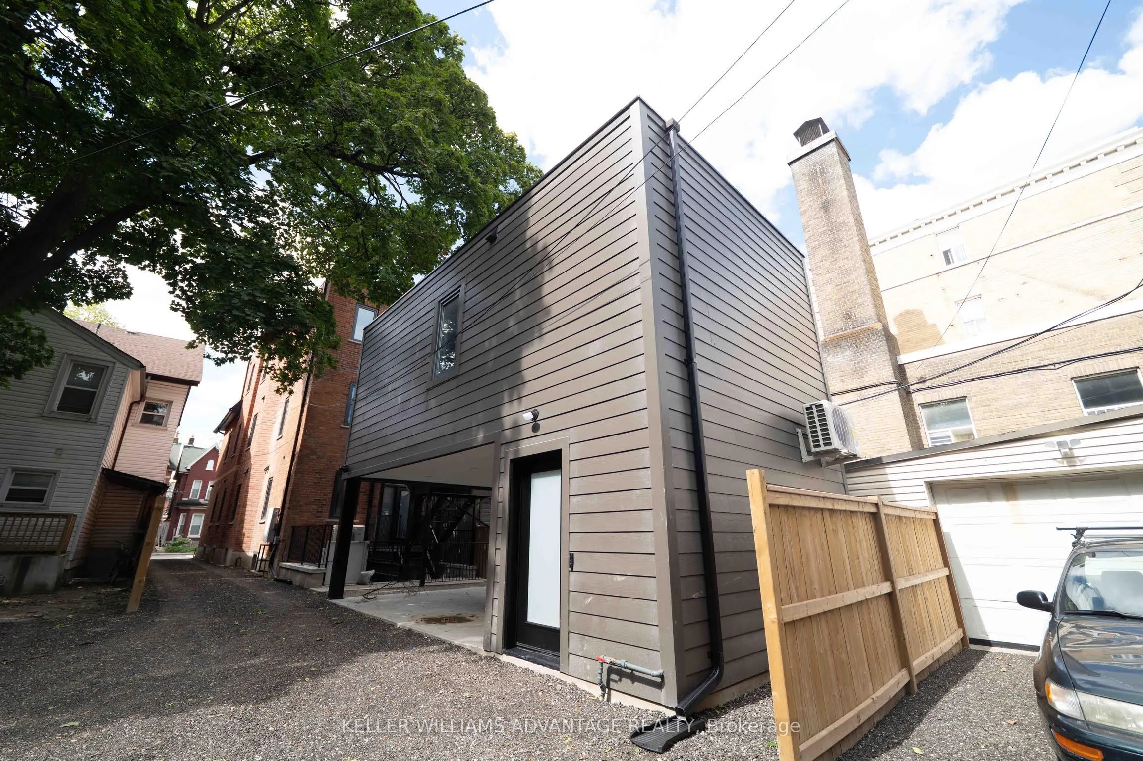 23 Ross Street #Laneway Apartment