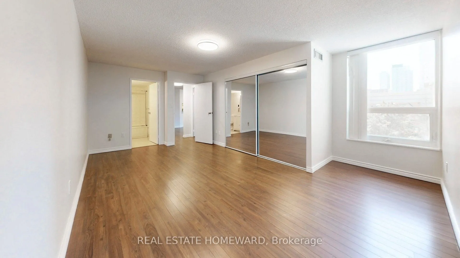77 Maitland Place #409