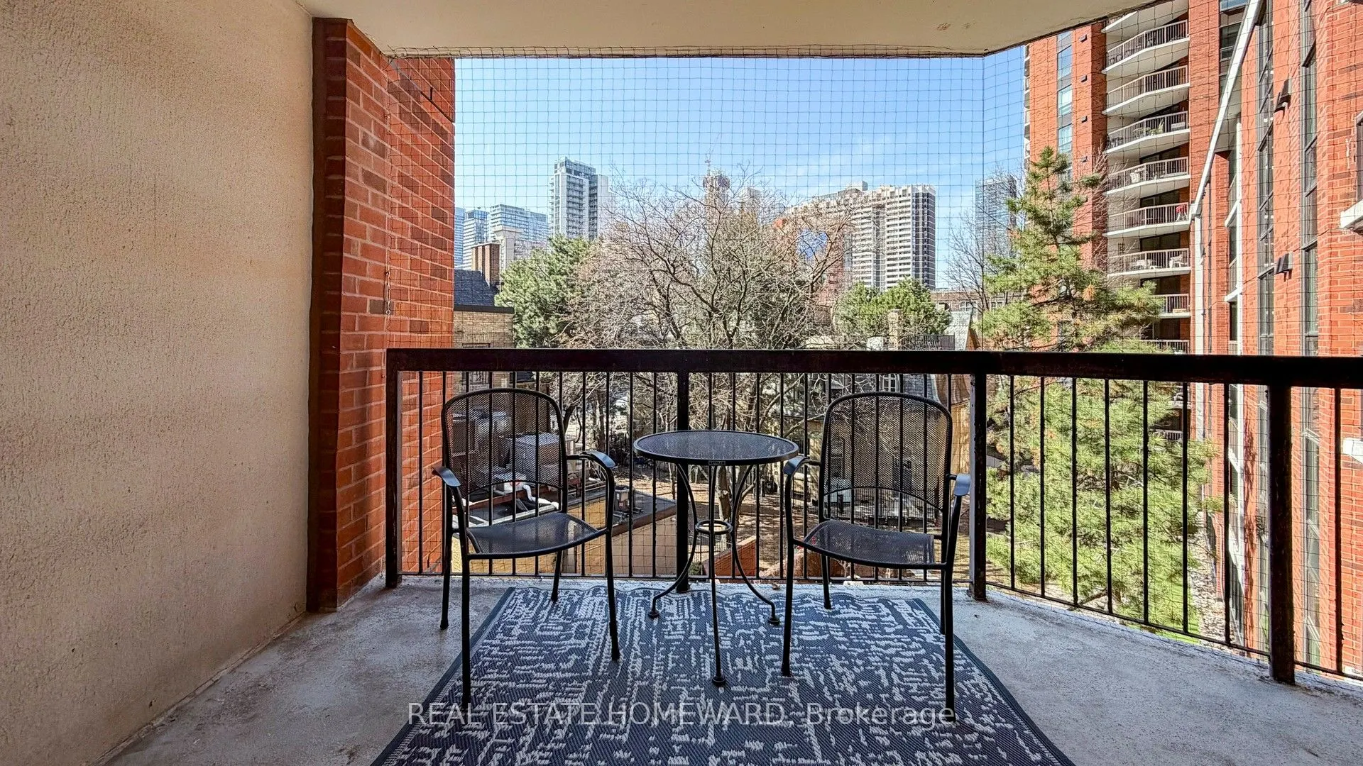 77 Maitland Place #409