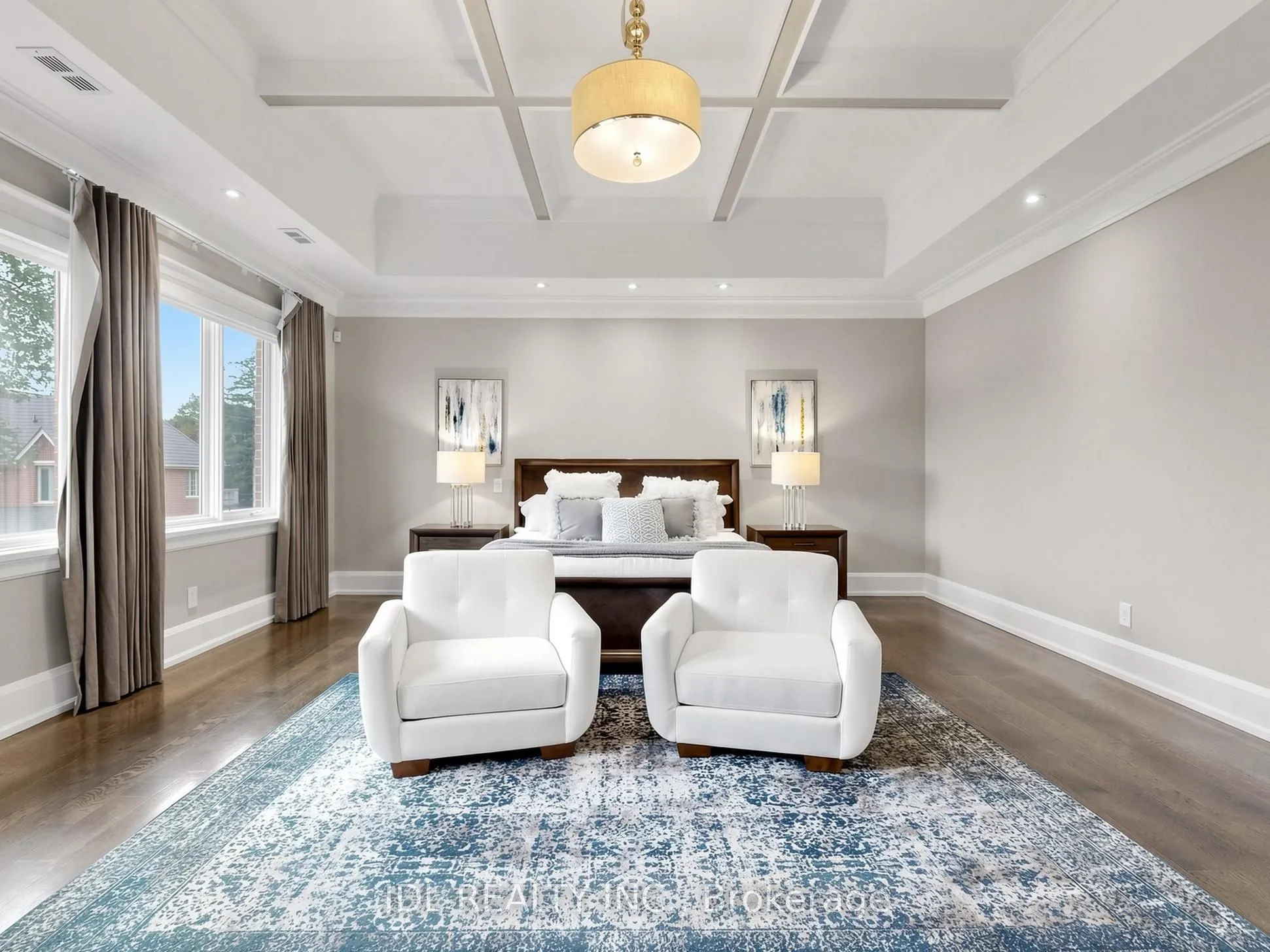 105 Arjay Crescent