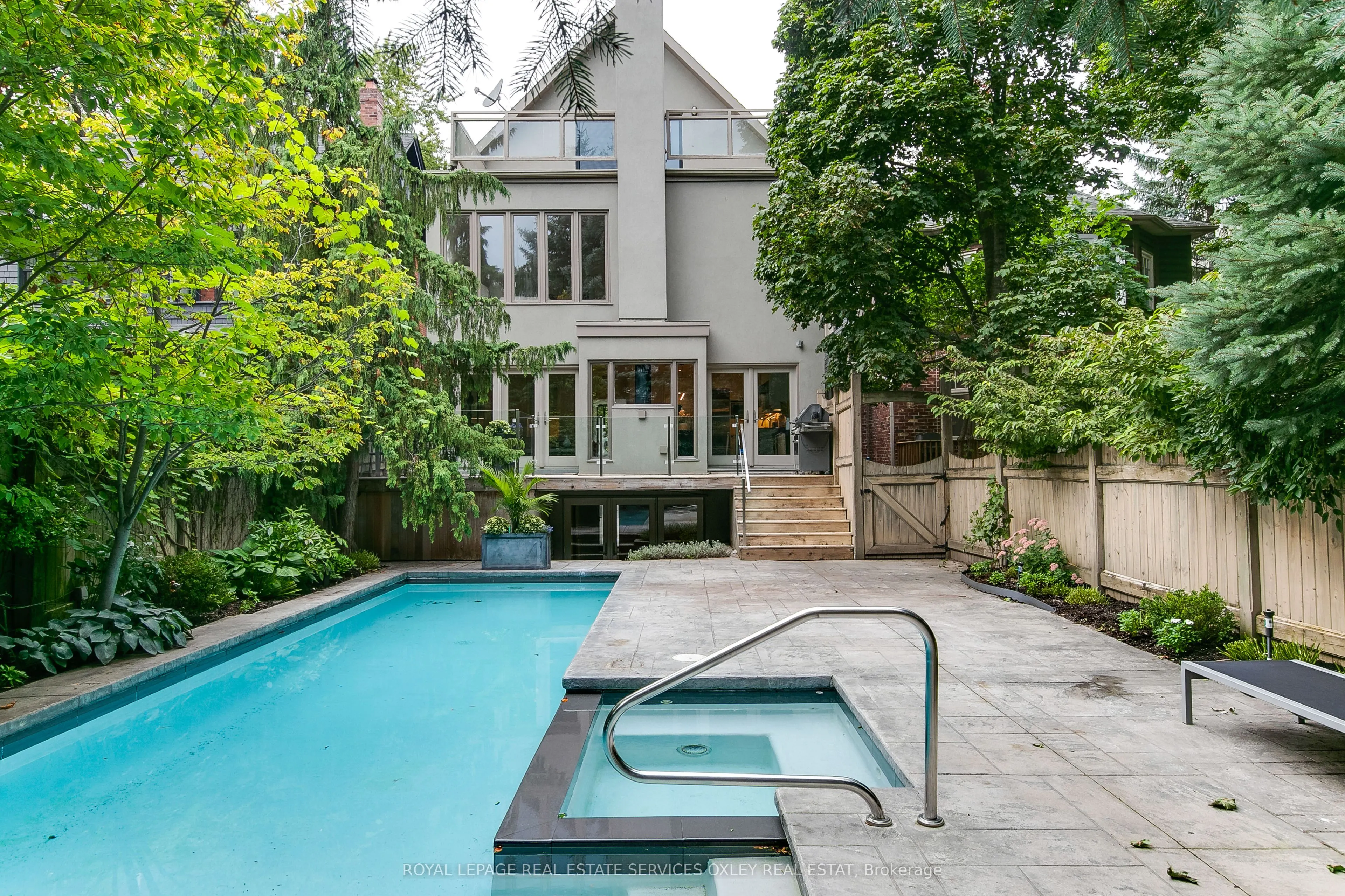 67 Lynwood Avenue