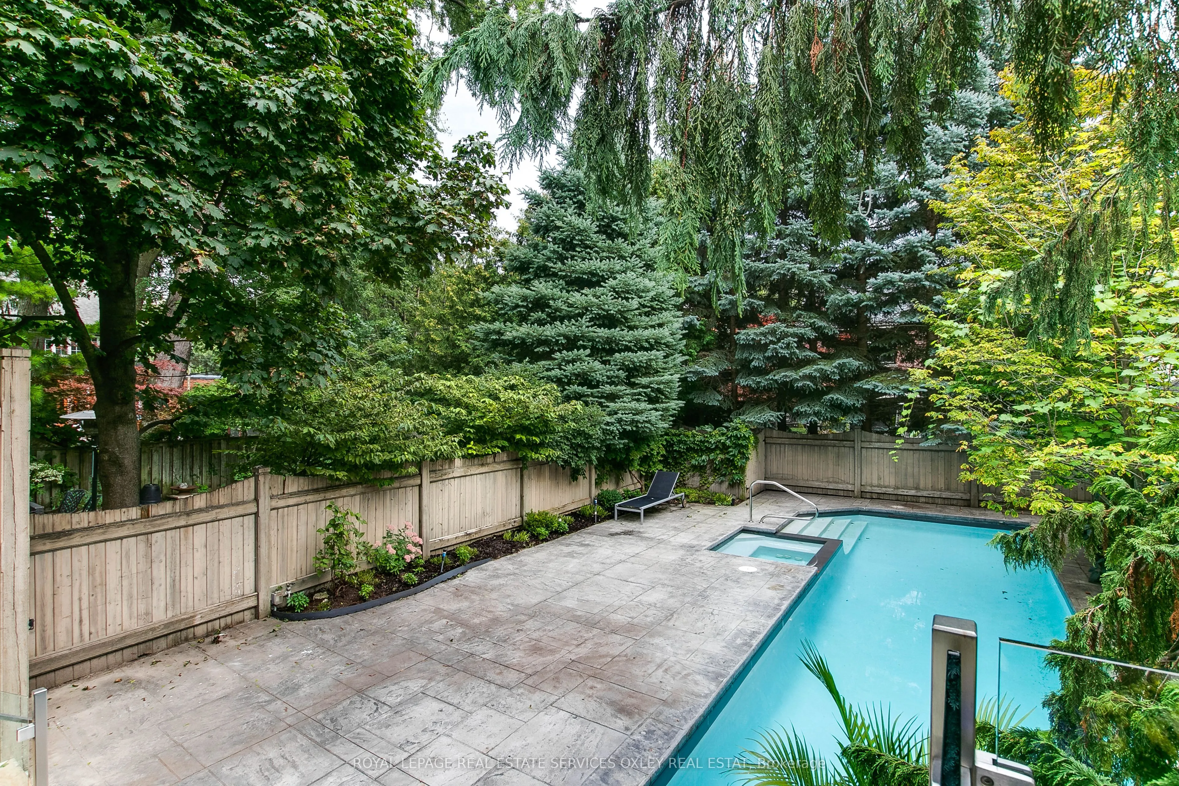 67 Lynwood Avenue