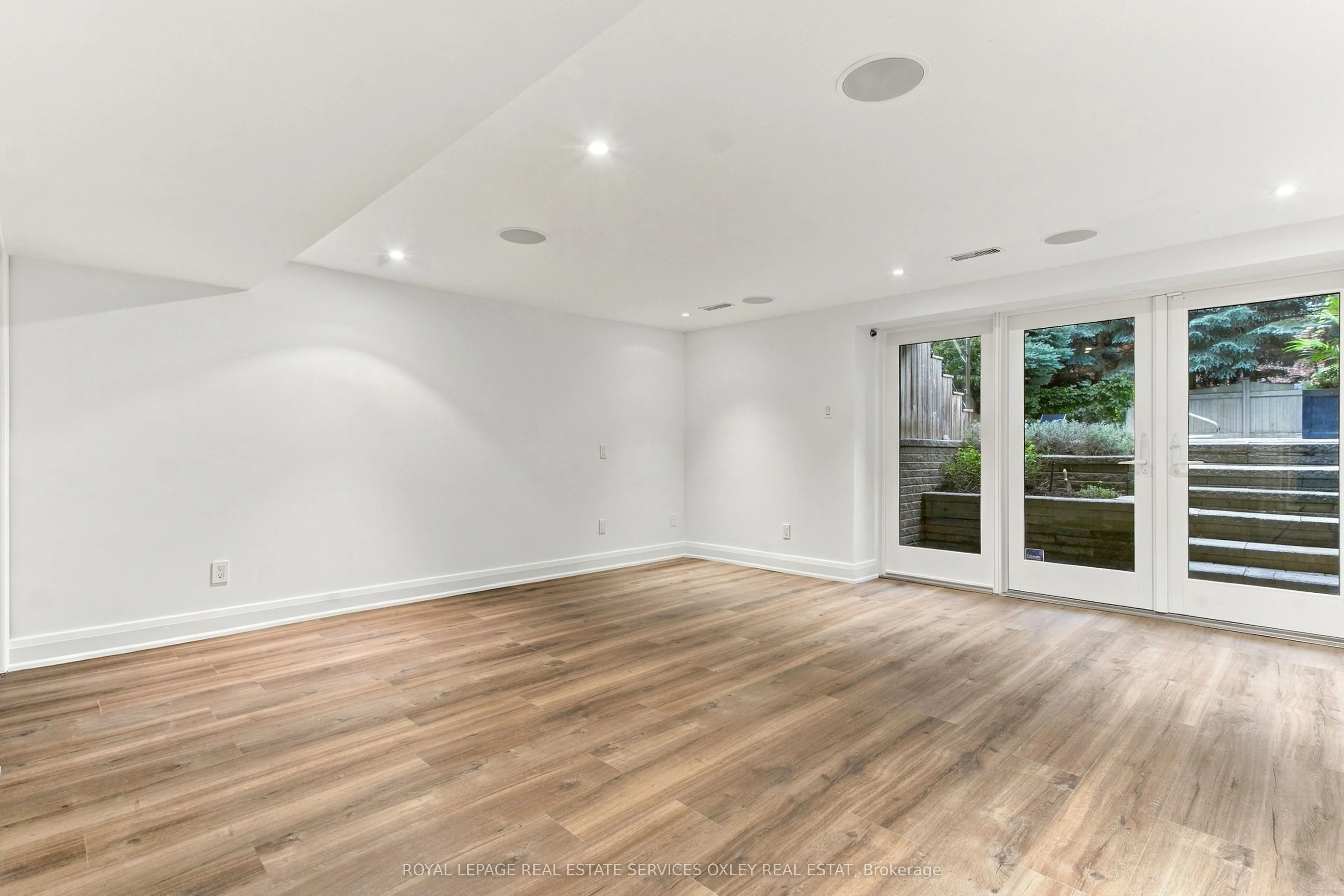 67 Lynwood Avenue