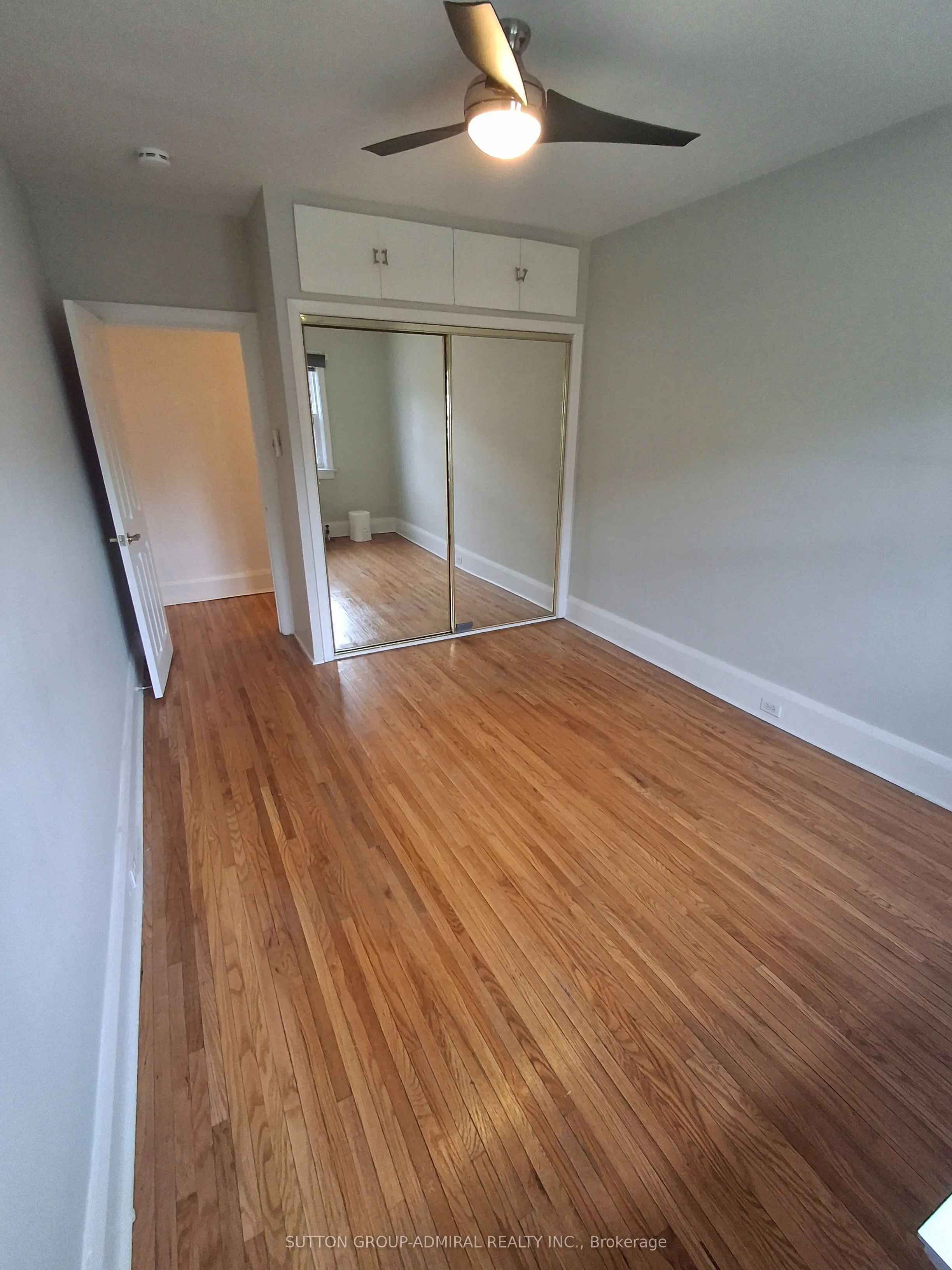 1220 Avenue Road #1